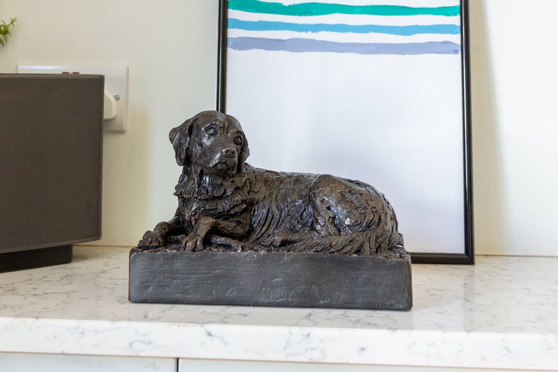 Golden Retriever Urn - Compact