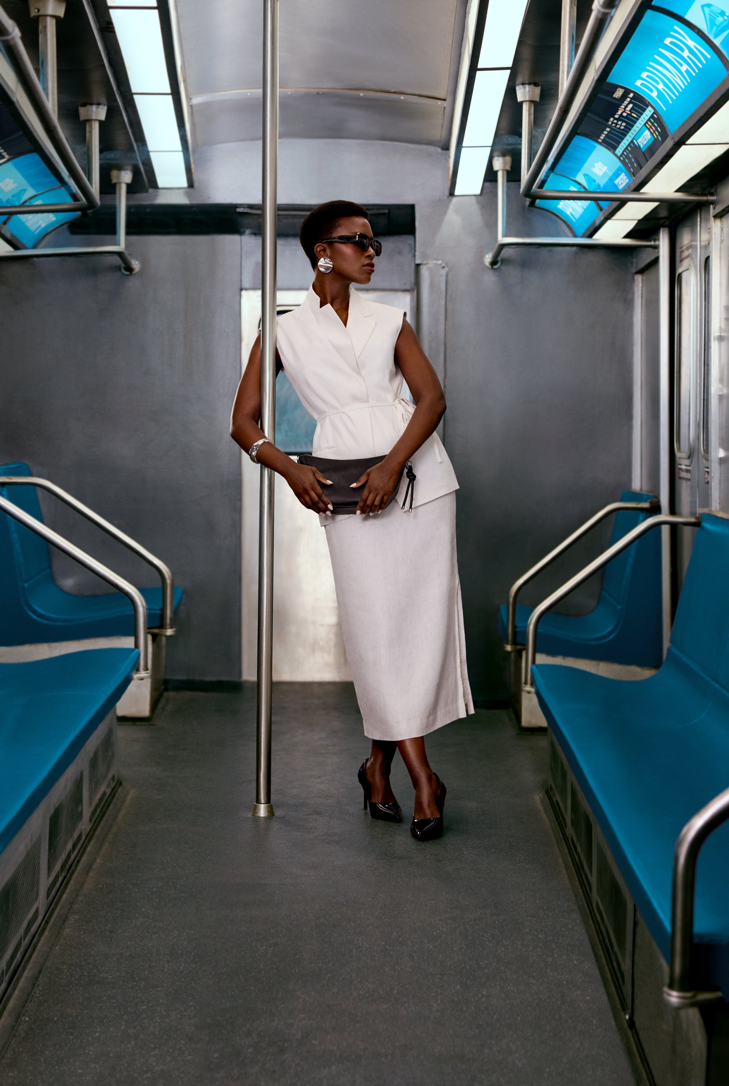 SHOT_08_SUBWAY_CAR_0306_4783AY_C_ADOBERGB-FINAL.jpg