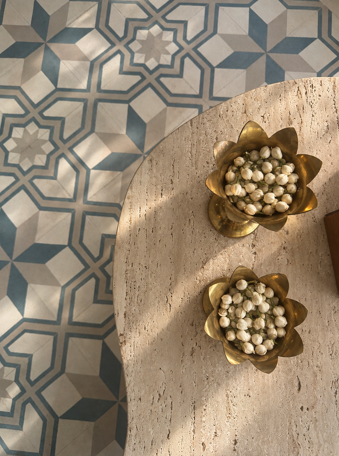 Hyderabad_Craft_Detail_Jasmine_Brass_Tile_01 (1).png