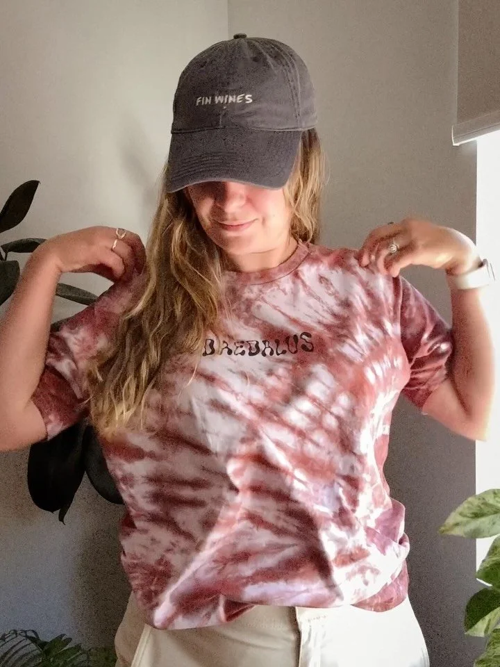 We gave our white tees a red wine tie dye makeover 🍷 

Get your hands on a one-of-kind tie dye shirt at our last event this weekend! 

6 Feb, 4-9pm
7 Feb, 4-9pm
8 Feb, 3-7pm
At @icarus.coffees