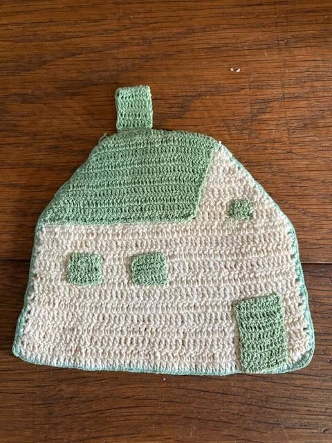Vintage Crocheted Pot Holder - House