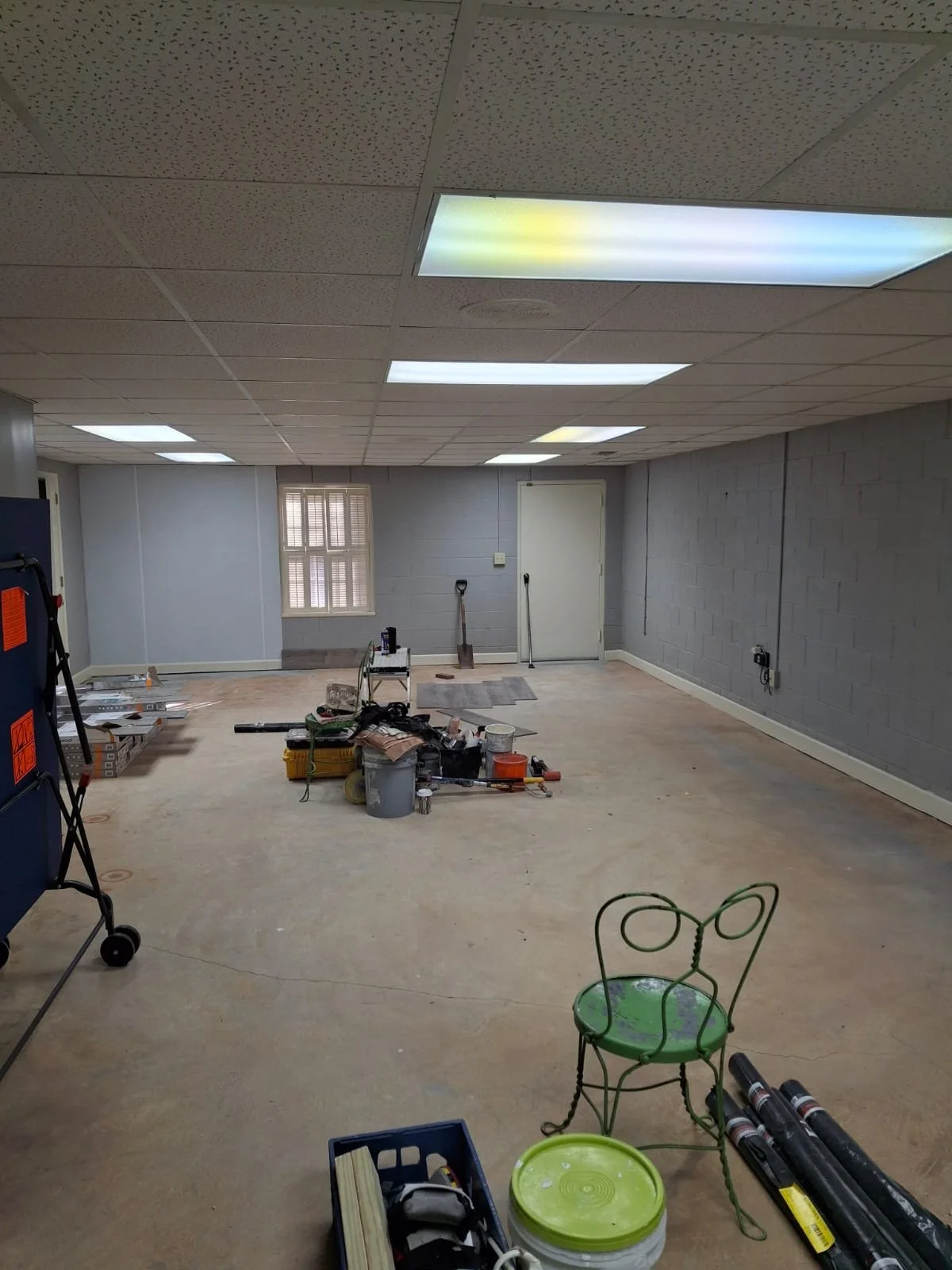 Before pic - Flooring near me - handymen for laying floor - handyman Greenville, SC - Basement renovation near me 