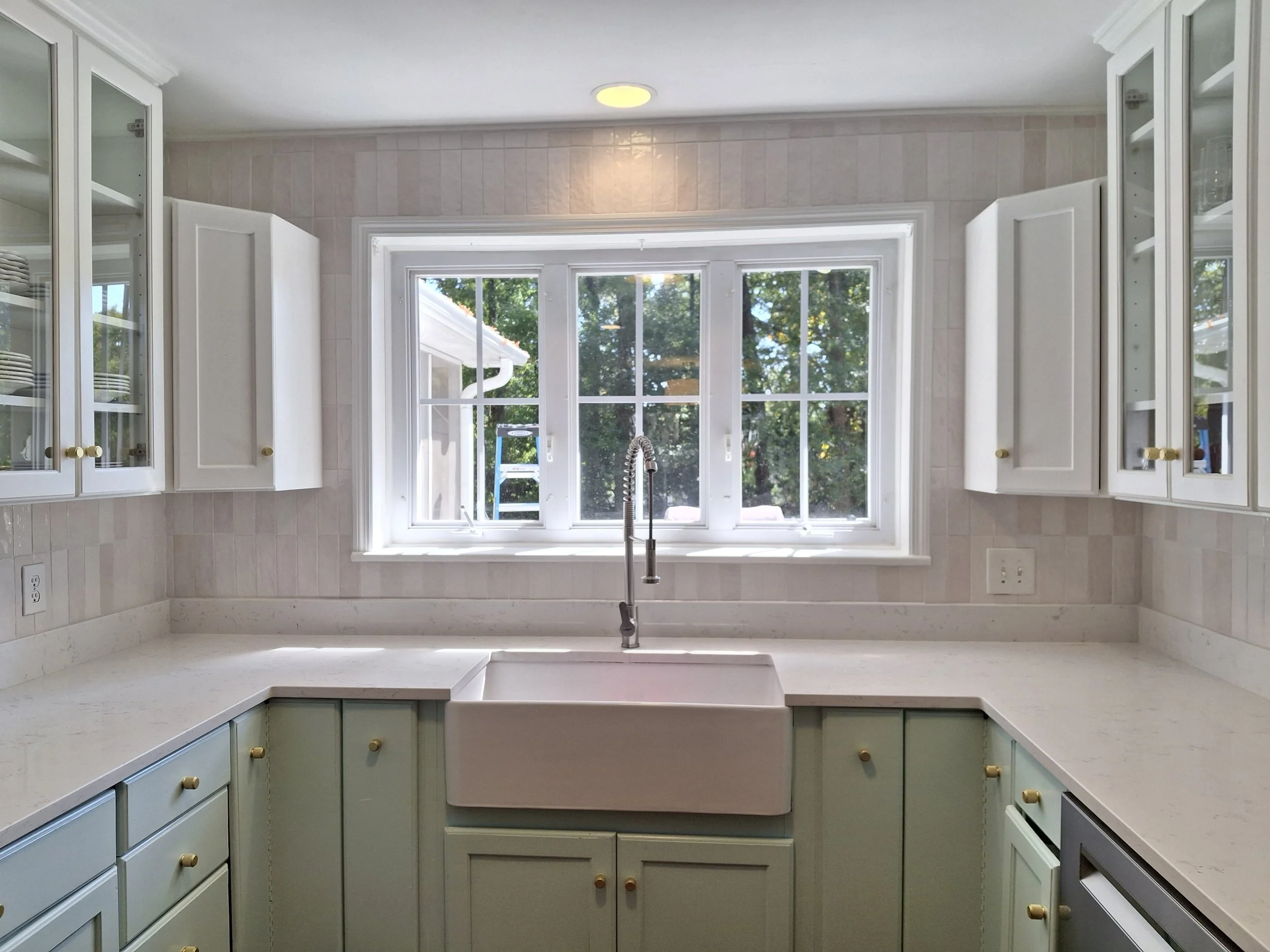 Retiling kitchen - kitchen renovation - tiler near me - tiling - handyman Greenville, SC