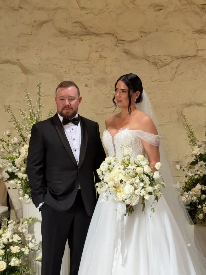 Some of the most beautiful moments I was lucky enough to capture on Renee &amp; Elliott&rsquo;s day 🤍 

Content Creator | @heartandsoul_content 
Photographer | @doxa.visual 
Venue | @valleyfieldtas 
Planning &amp; coordination | @evokeeventstas 
Flo