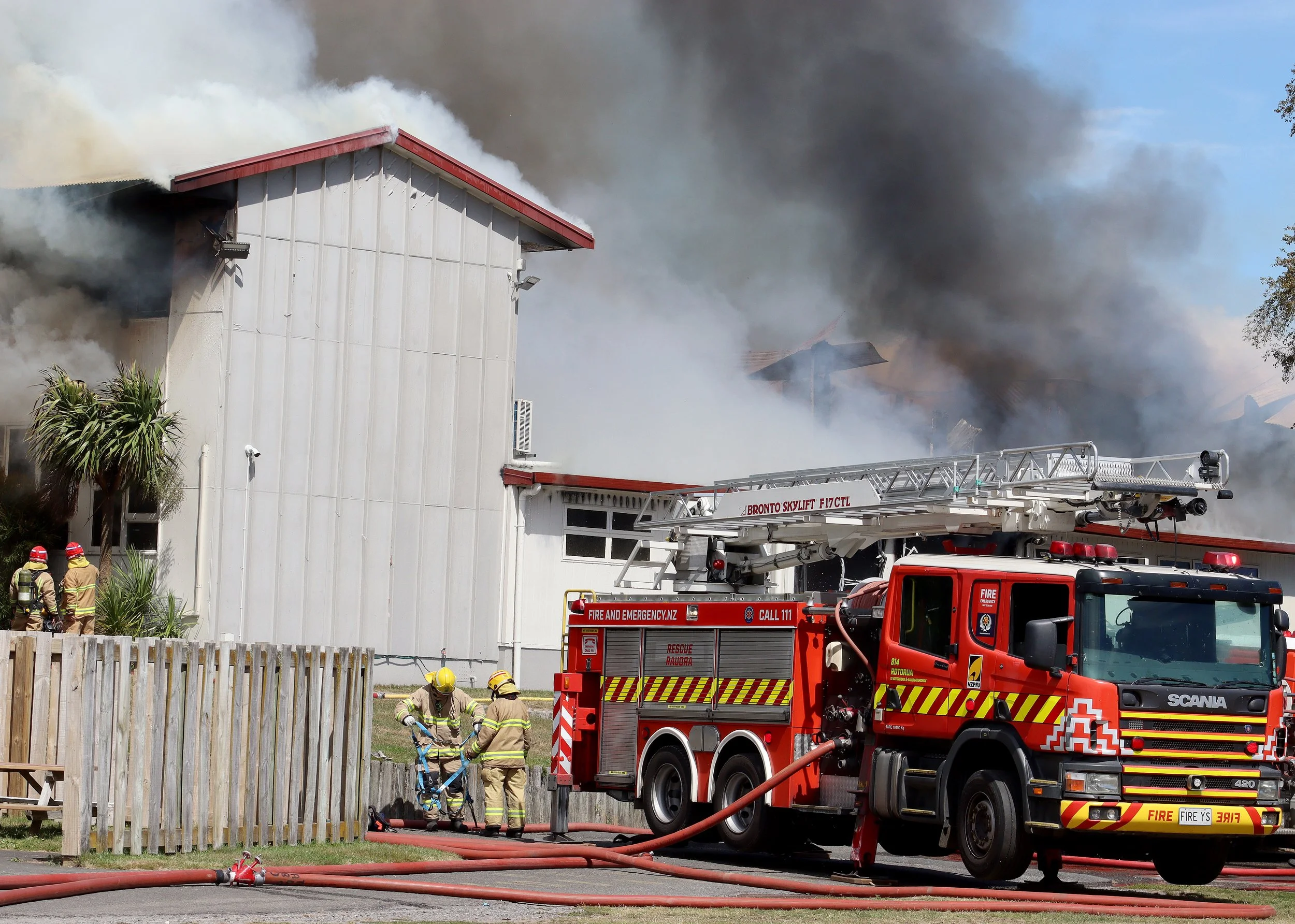 Truck breakdown hampers firefighters