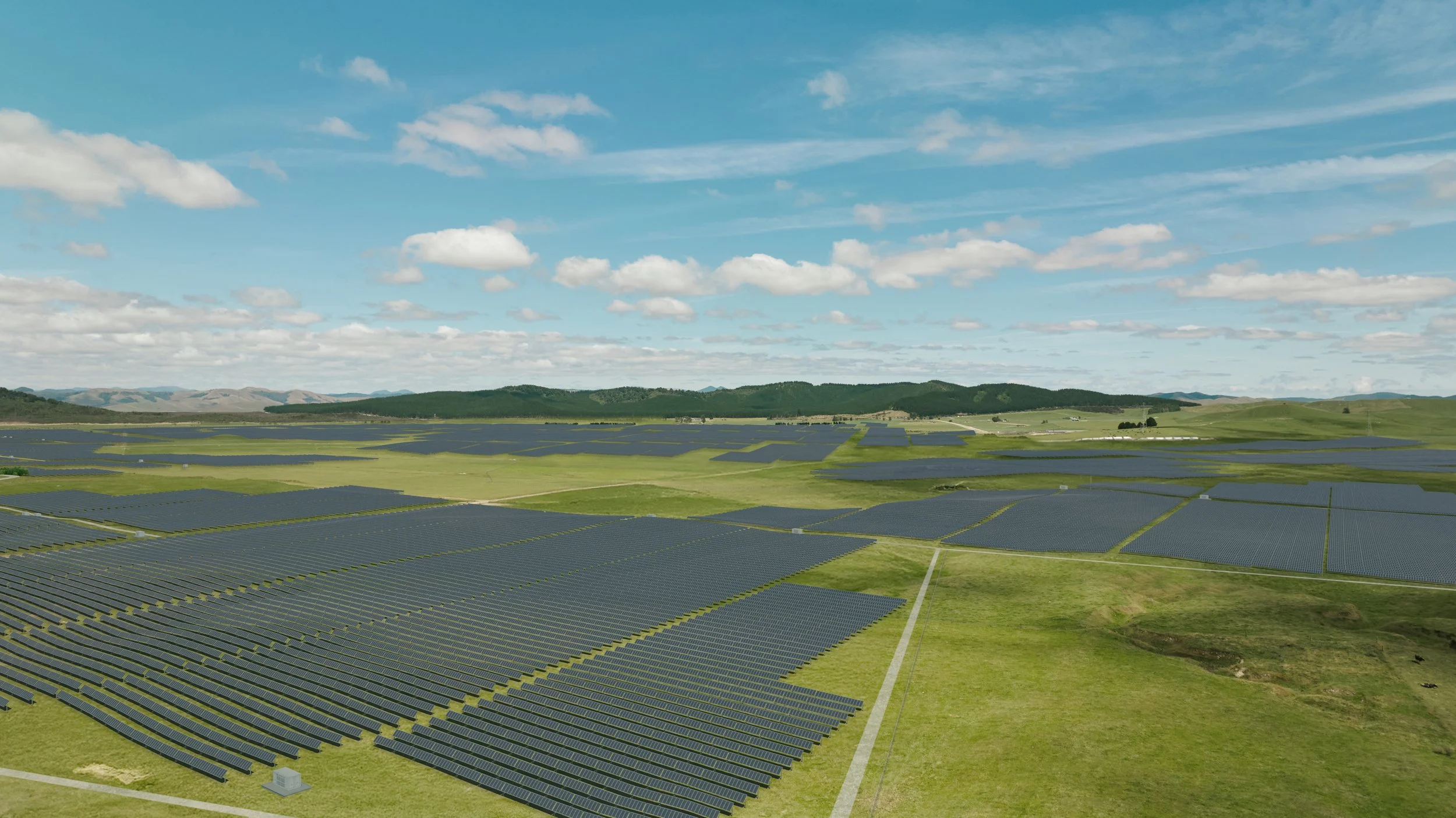 260507-SolarFarm2.jpg
