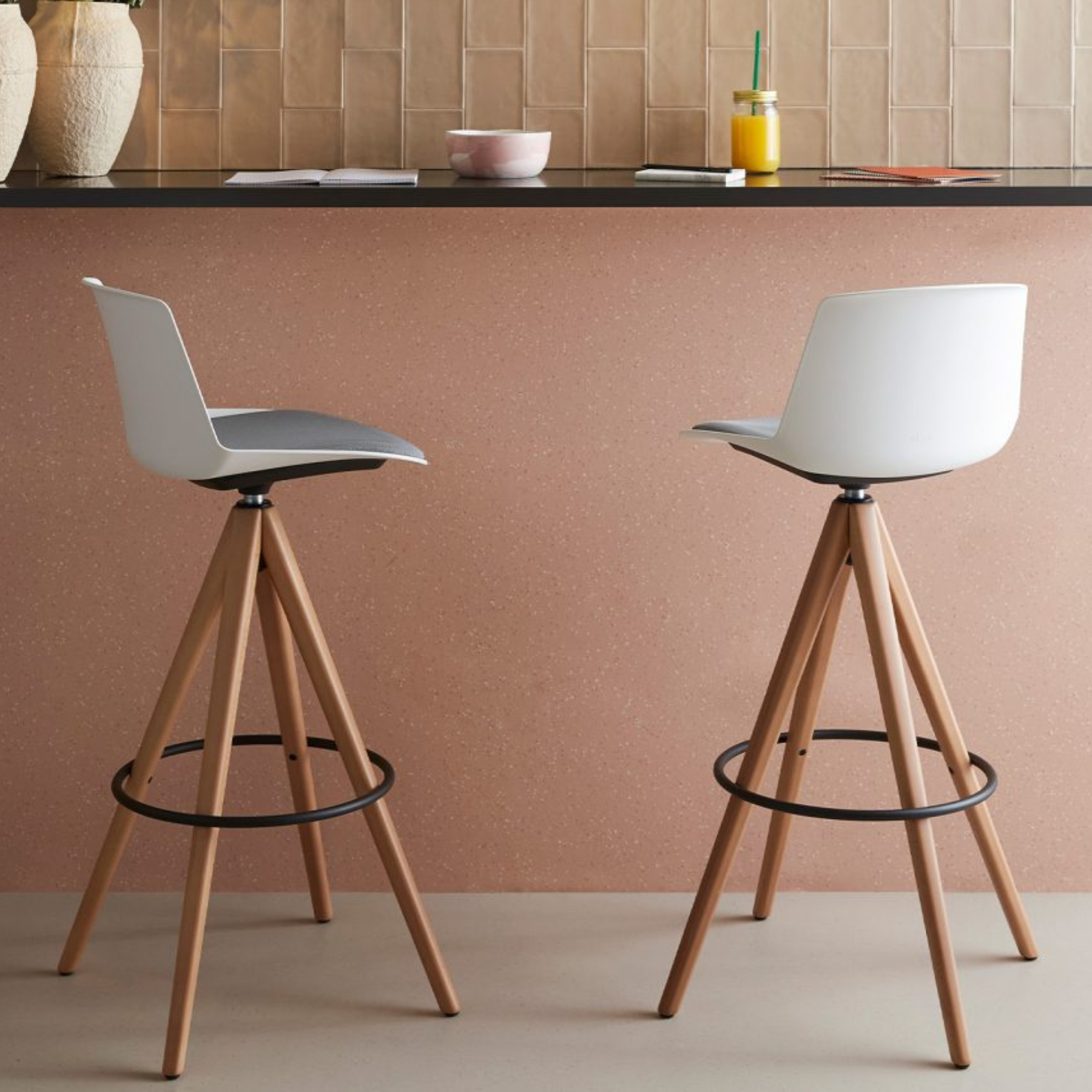 NOOM 40 Stool (5).png