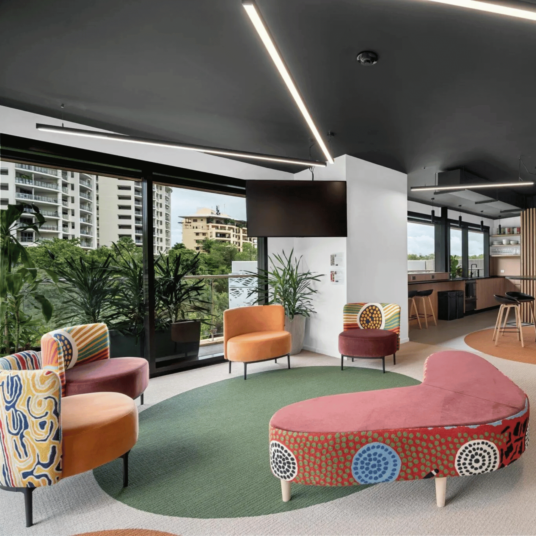 LORIKEET Lounge Chair 7.png