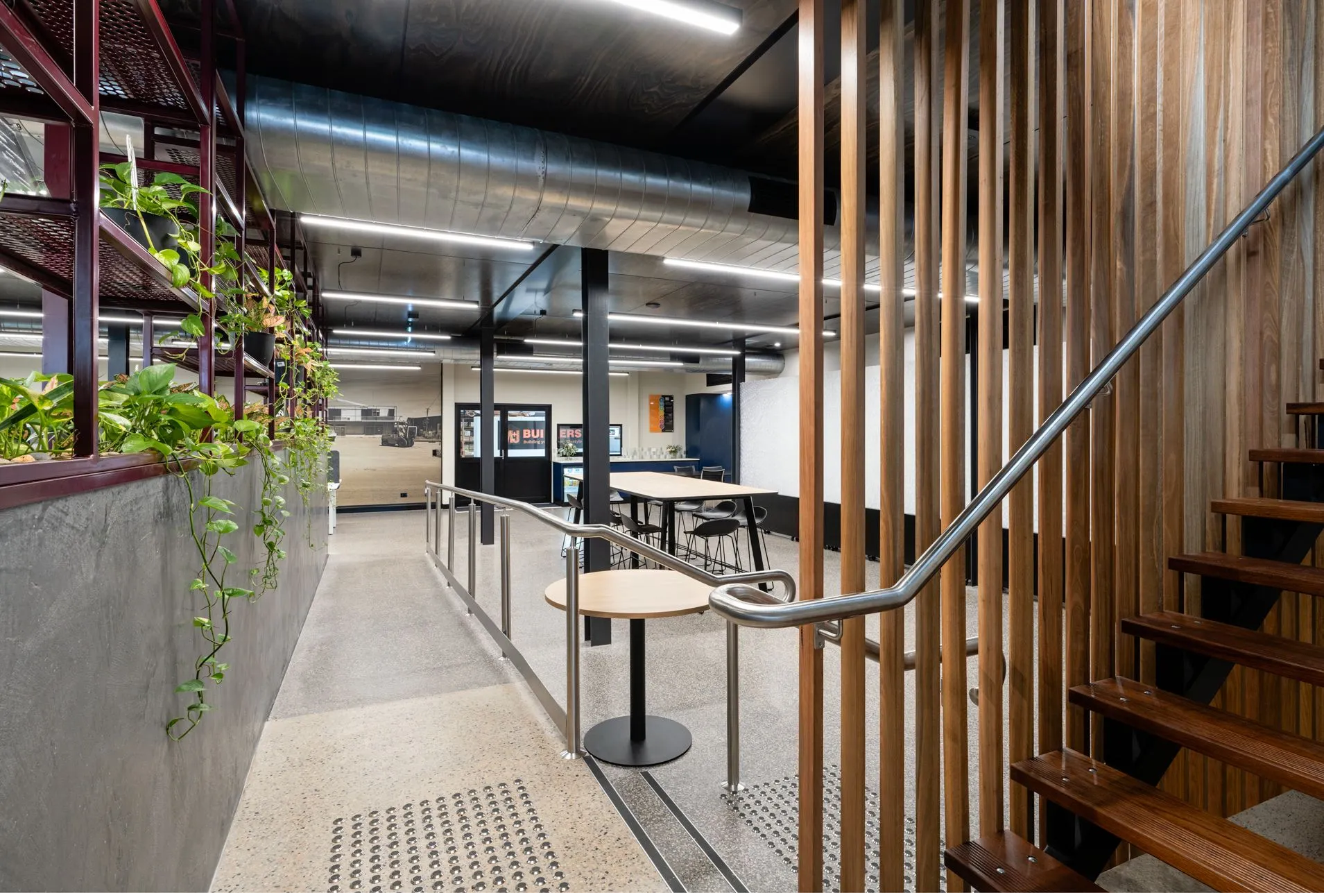 M_J-Build-New-Fitout_4213-1920w (1).png
