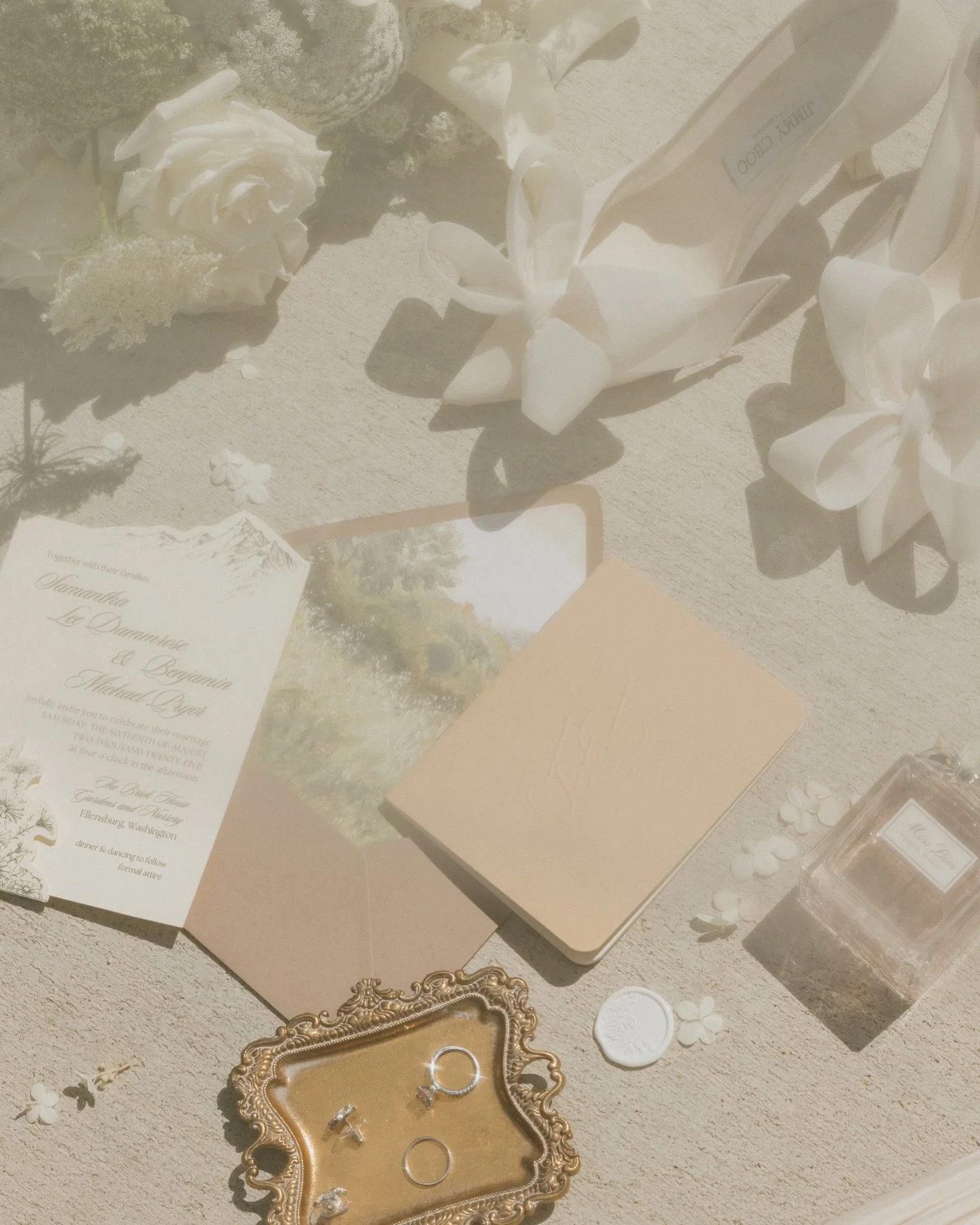 Reminiscing on the beautiful details incorporated into this August wedding for Ben and Samantha and all the fond memories that came with it!! 🤍

Shout out to all wedding vendors and their talents to help bring couples wedding visions to life!! 🥳

V