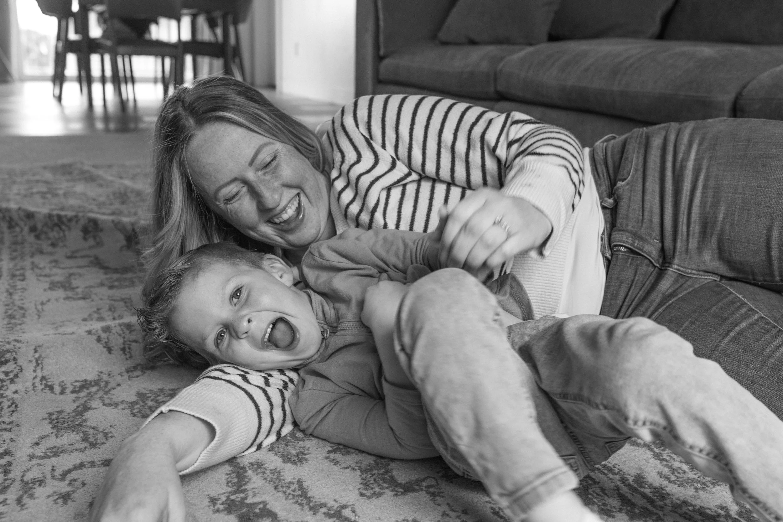 The Beauty of Motherhood : Captured in Black &amp; White