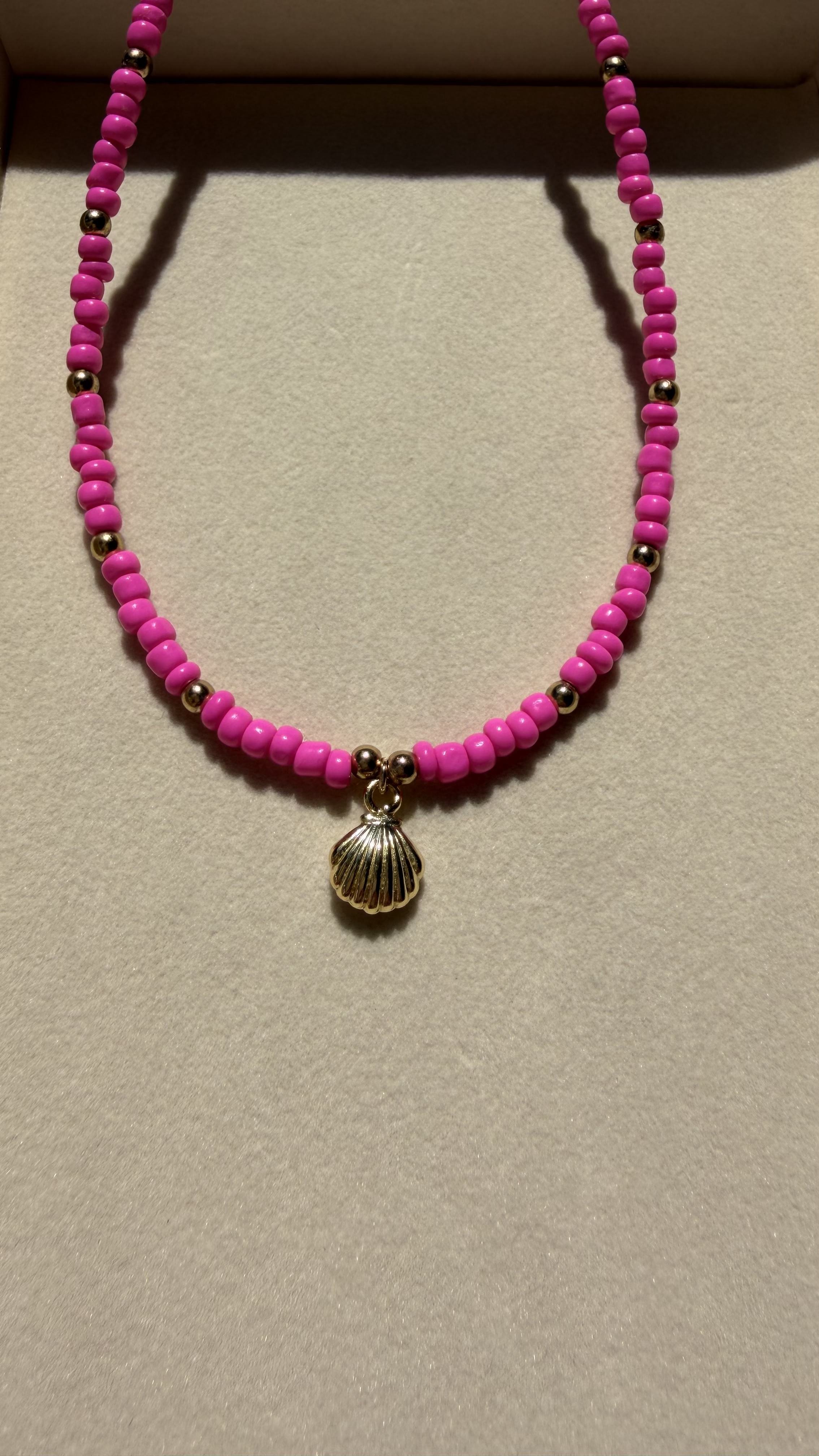 Hot Pink Scallop Shell