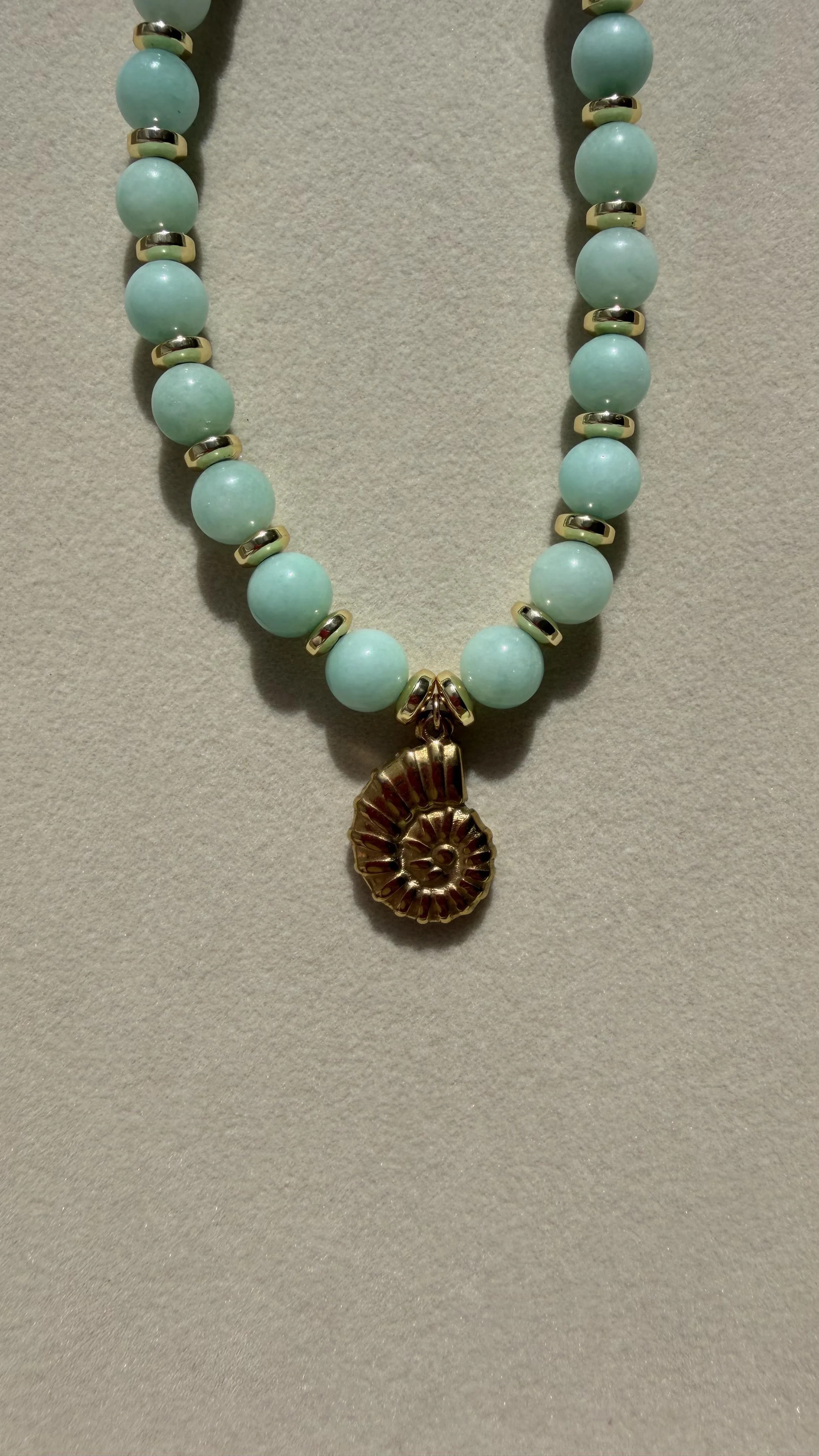 Aqua Seashell