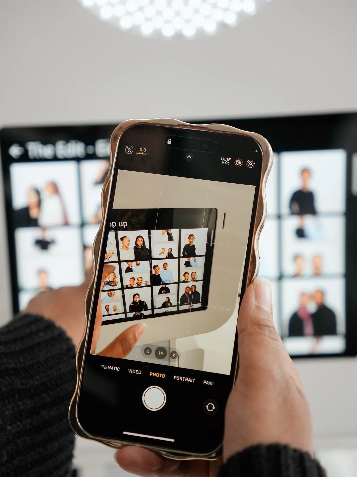 Snap it. Send it. Share it. 📸📲

With instant digital sharing, our booth makes it so easy to keep the memories going long after the party ends! 

#photobooth #seattlebusiness #seattlelocalbusiness #photoboothrental #weddingdecor #seattleevents #seat