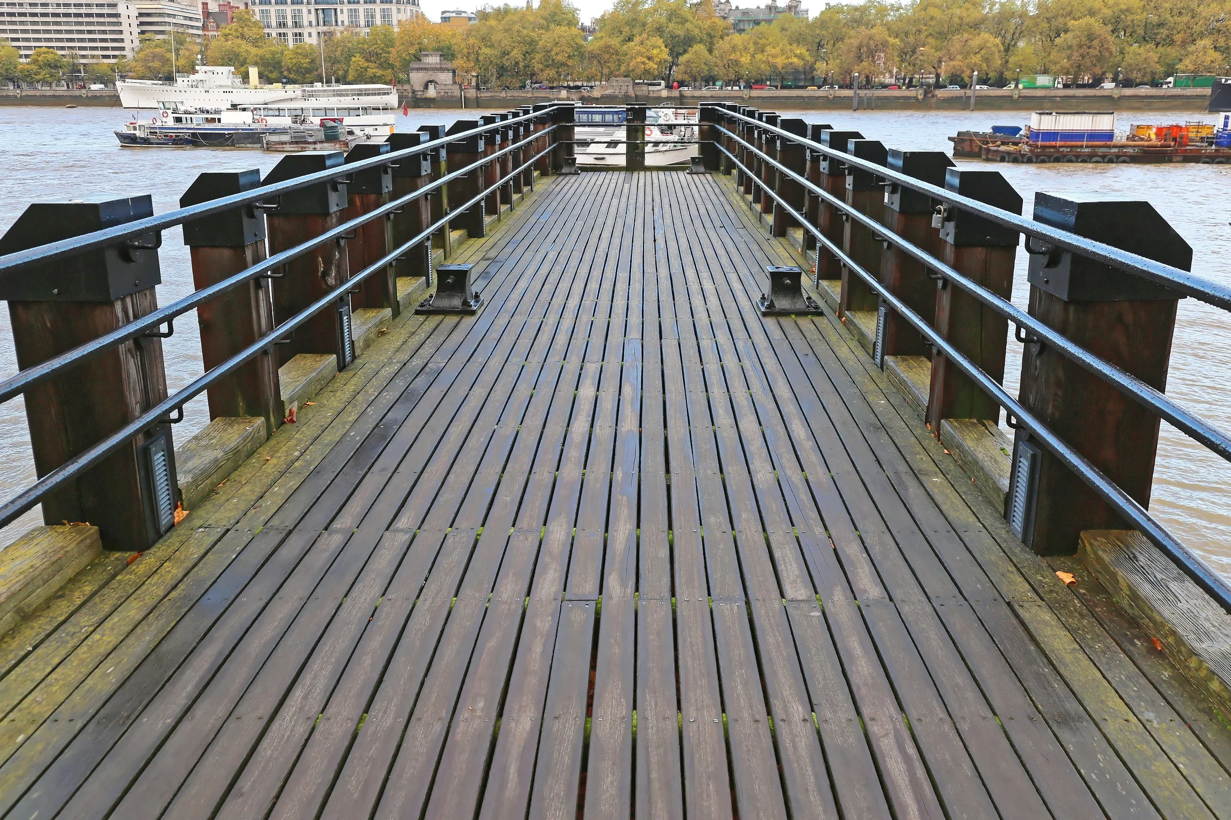 Composite Mats for Temporary Bridge Approaches and Crossings