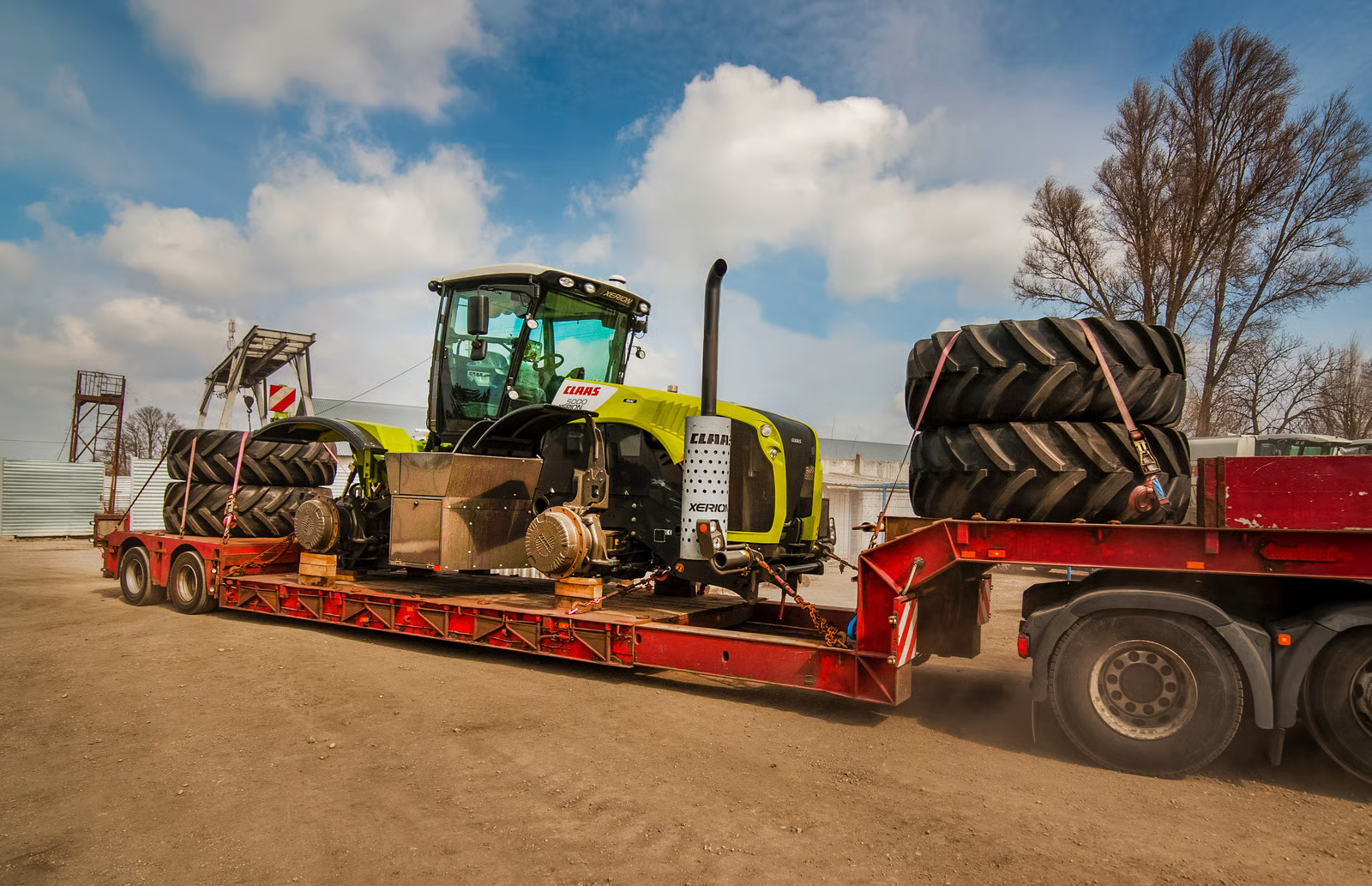Preventing Equipment Delays on Wet Clay Soils With Composite Mats