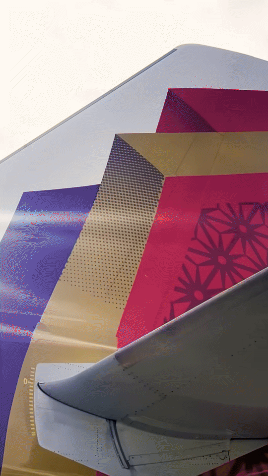 Taxi. Takeoff. Transformation. [Vm9OCnUlnkc]_2.gif