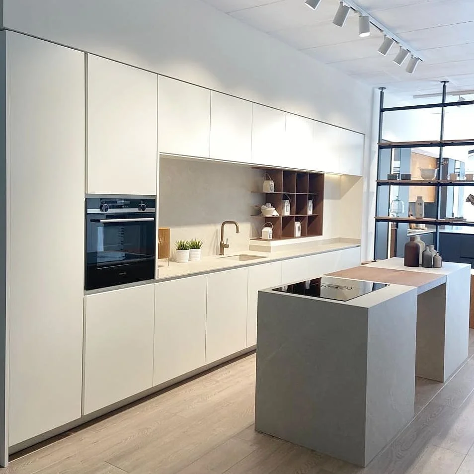 Nuevo espacio para nuestro Showroom en Vilafranca.

#mallorca #kitchen #kitchendesign
#showroom #design #interiordesign #homedecor #homedesign #architecture #architect #home #homedecor