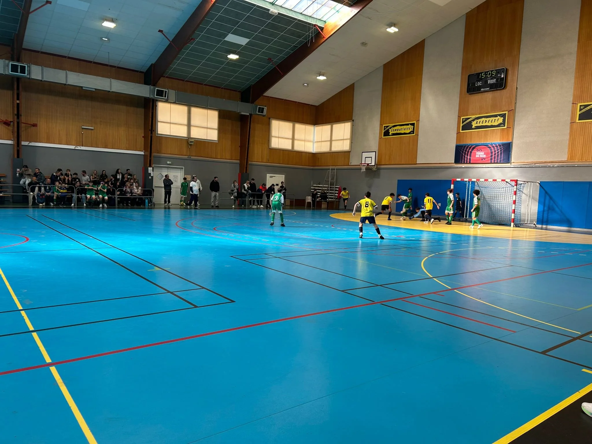 Tournoi Futsal U13 : Une belle journée autour du jeu au FCMI