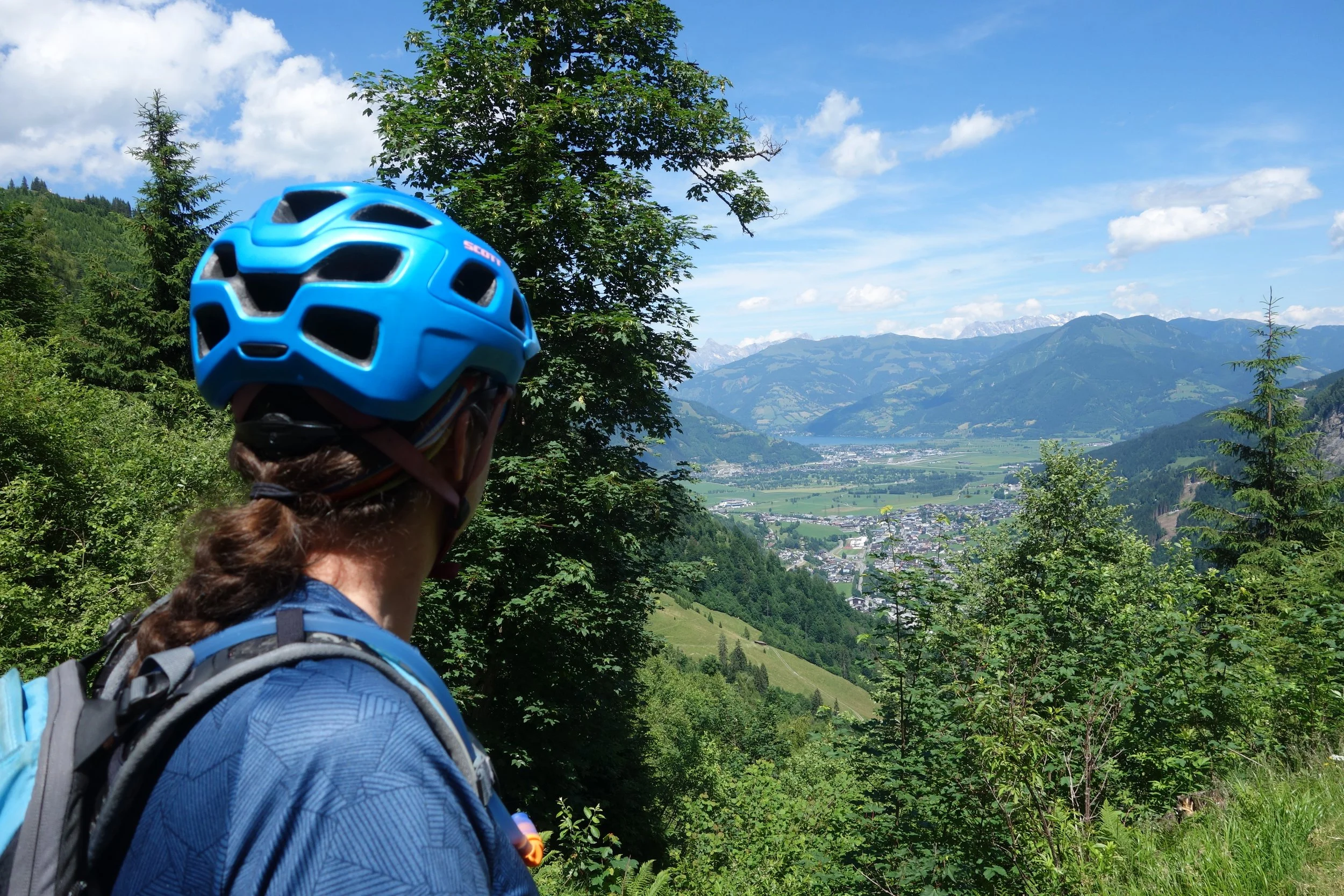 Tanja Brunnhuber in der Natur bei Lenggries – Strategieberaterin und Gründerin des Oberland COLAB