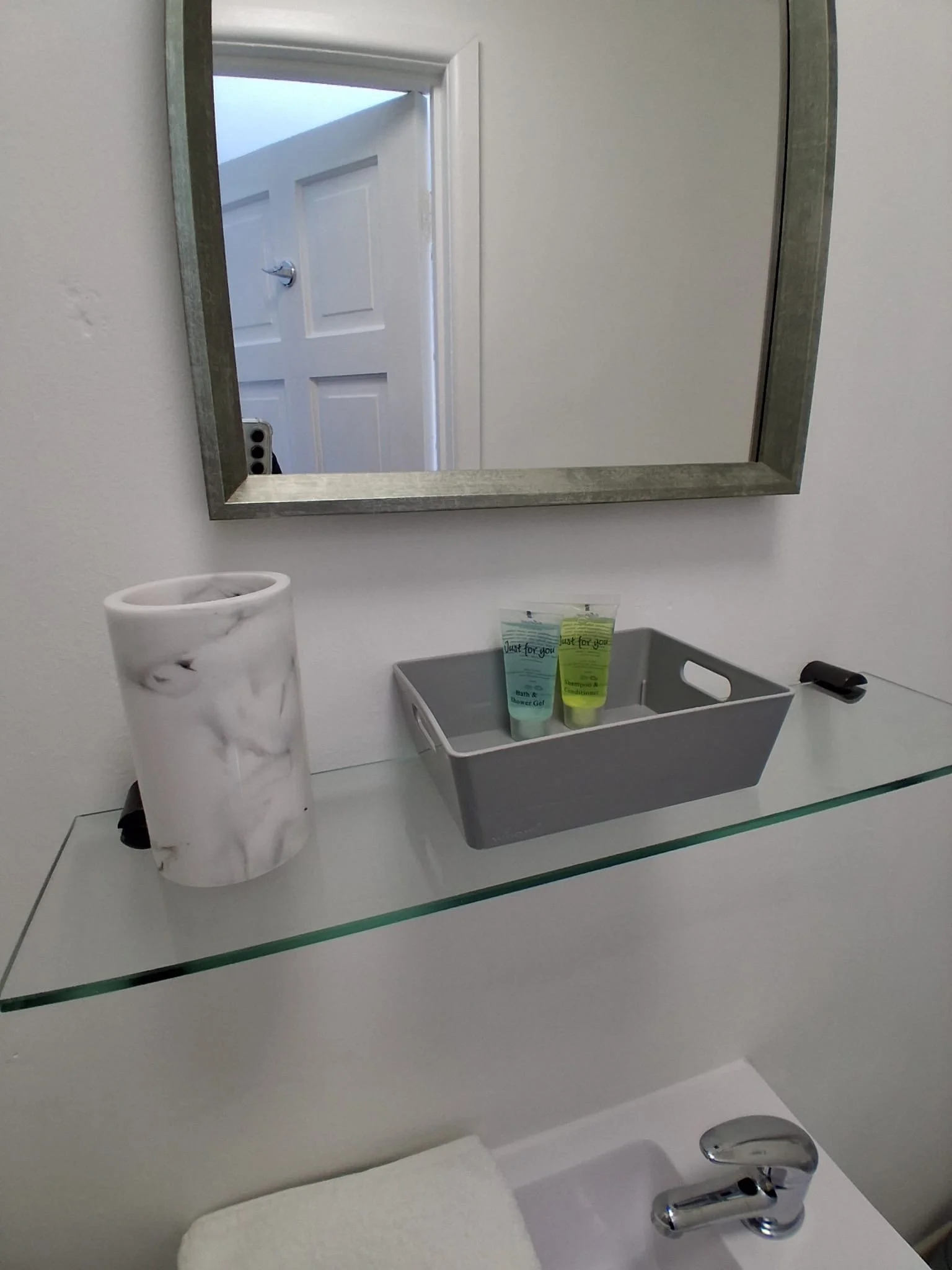 Room1-10.JPG