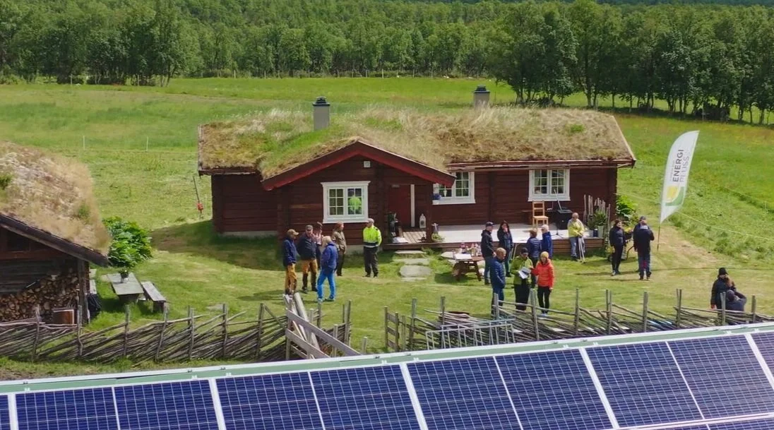 Solceller og batteri på setra – slik gikk det