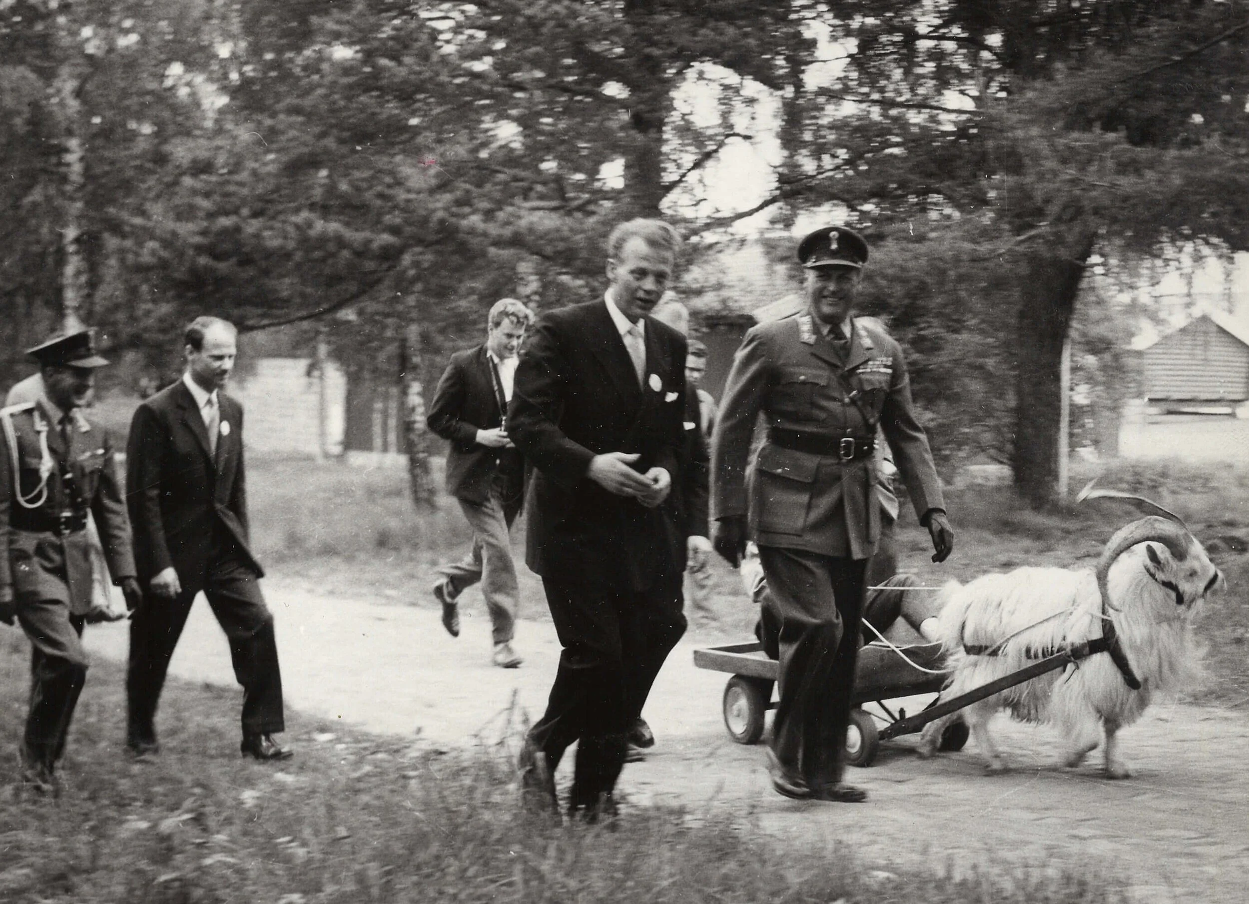 Kong Olav åpnet Ekebergutstillingen 2.jpg