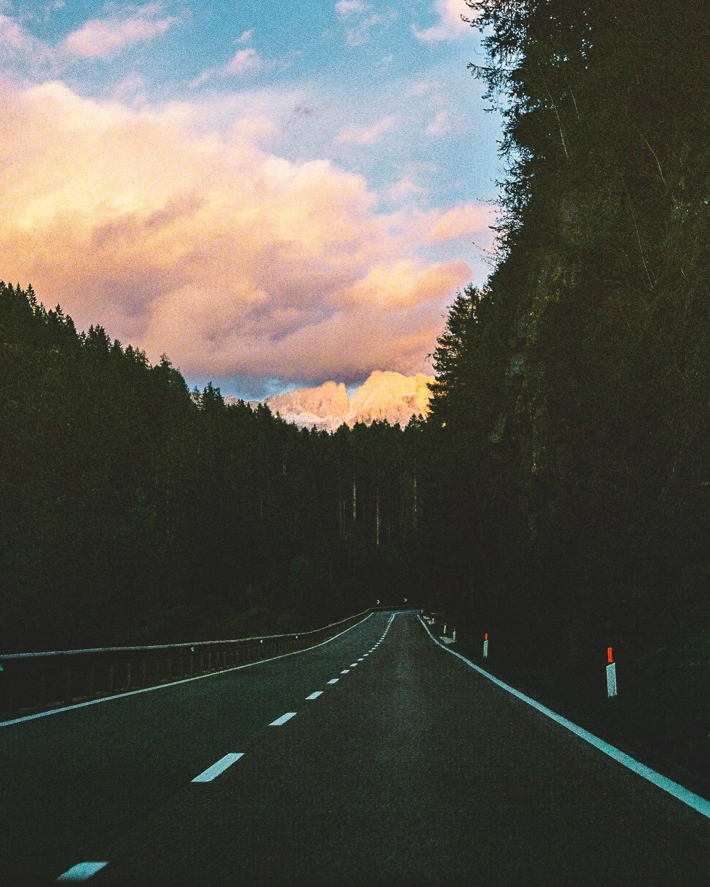 Open road ✿

Shot on { portra 400 }