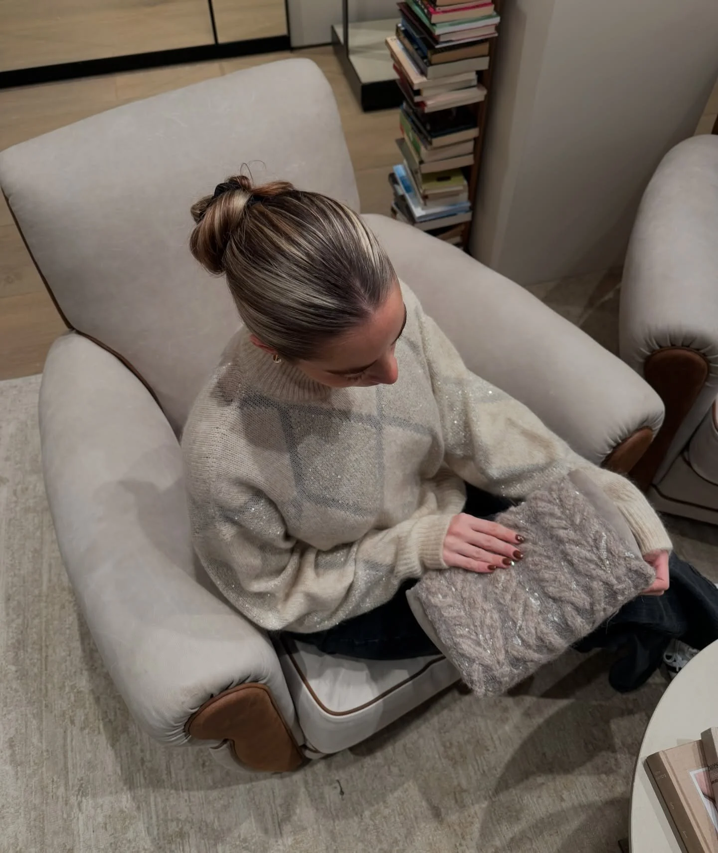 Take a look at what&rsquo;s on VT Stylists&rsquo; wishlists for the perfect gift guide this holiday season! #visualtherapy #giftideas #nyc #fashion #holidaygifts