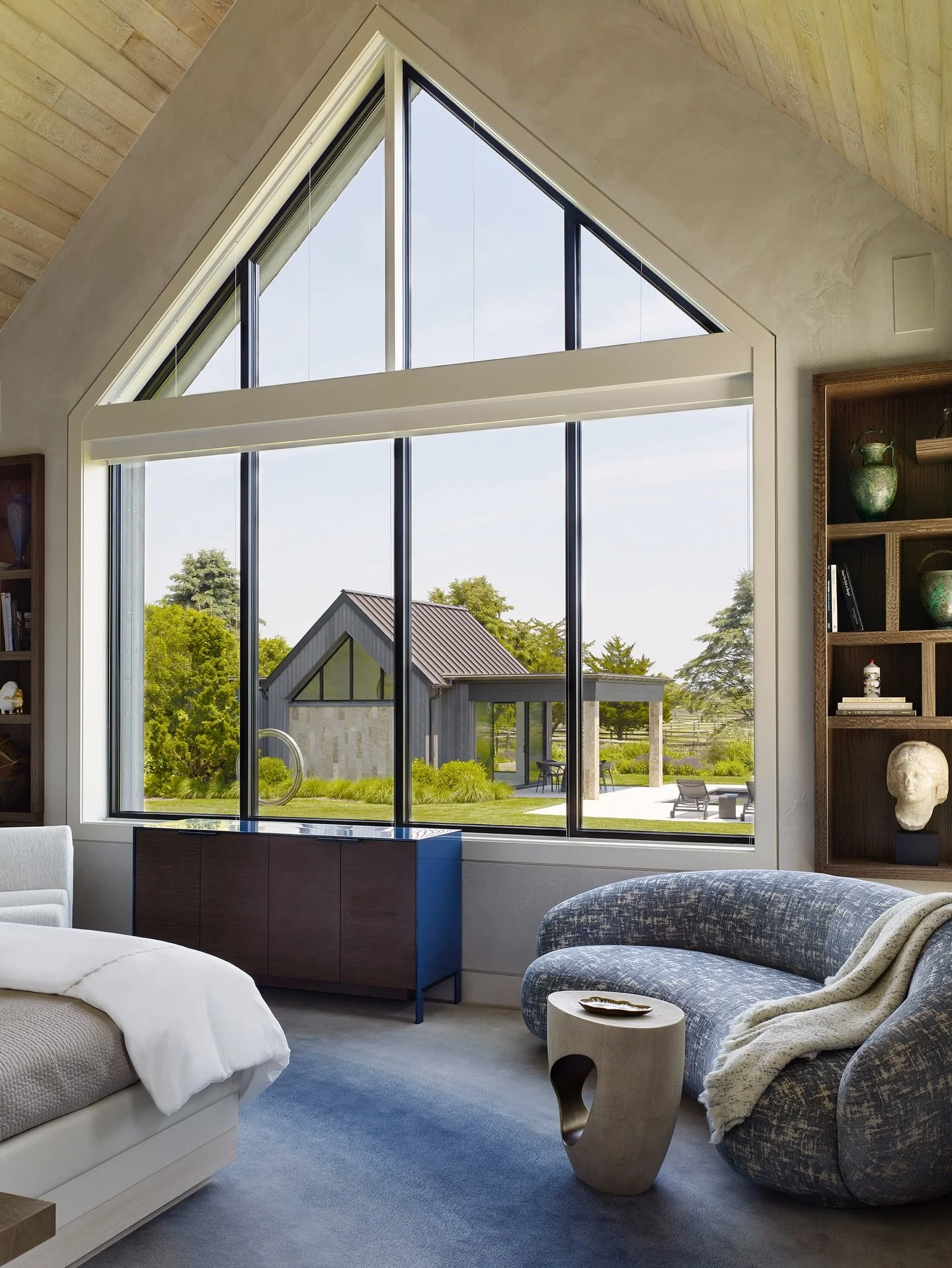 Mornings are always sublime for our clients in the Hamptons. 

Photo @petermurdock_photo 
Interior Design @joeluponyc for @vthomeny 
Architect @johnlaffeyarchitects 

#interiordesign #interiors #hamptons #hamptonsstyle #hamptonsrealestate #interiorde