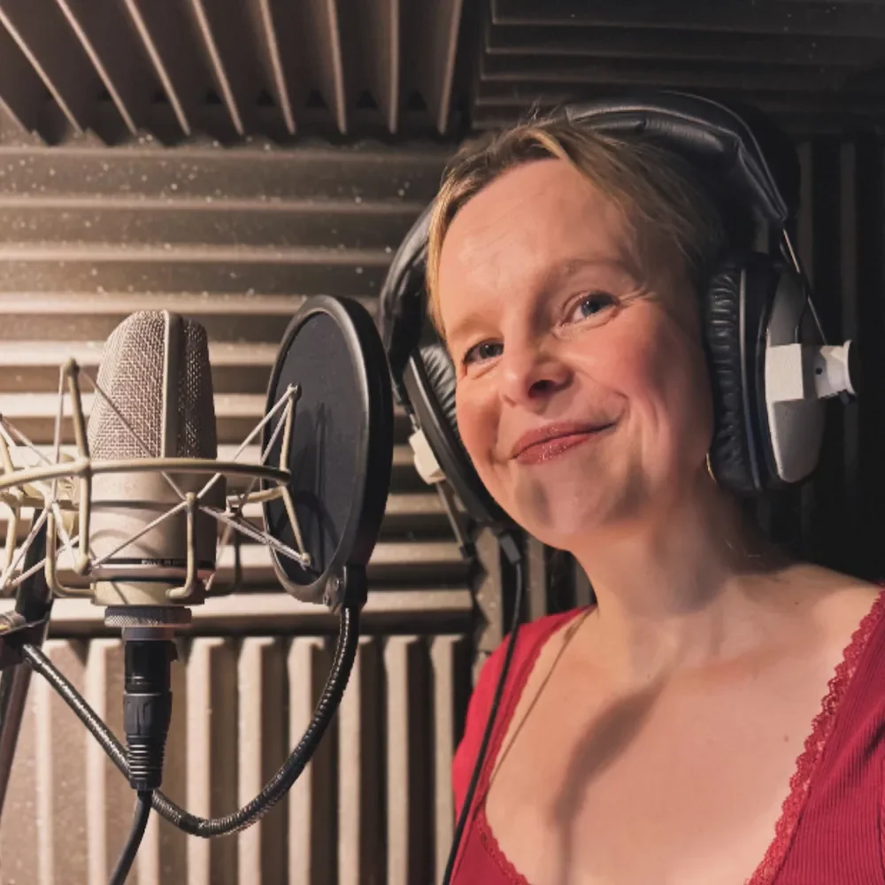 Professional Female Voice over artists and Musician from the North Uk