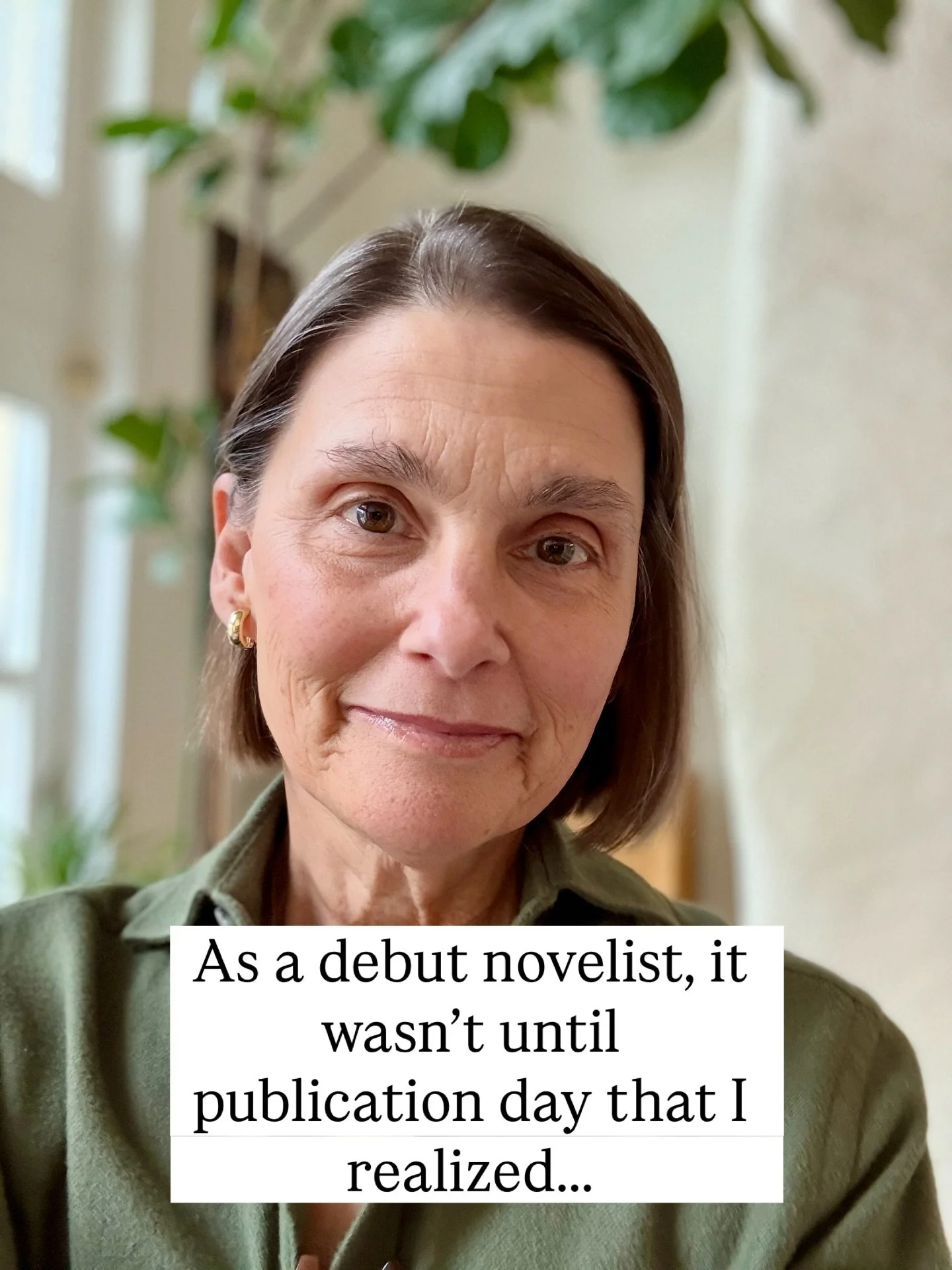 This week I reached a little milestone on my publishing journey and I owe it all to readers! Thanks so much for supporting my work. Special thanks to @lovebookstours for getting my novel into the hands of bookstgrammers who love historical fiction. ?