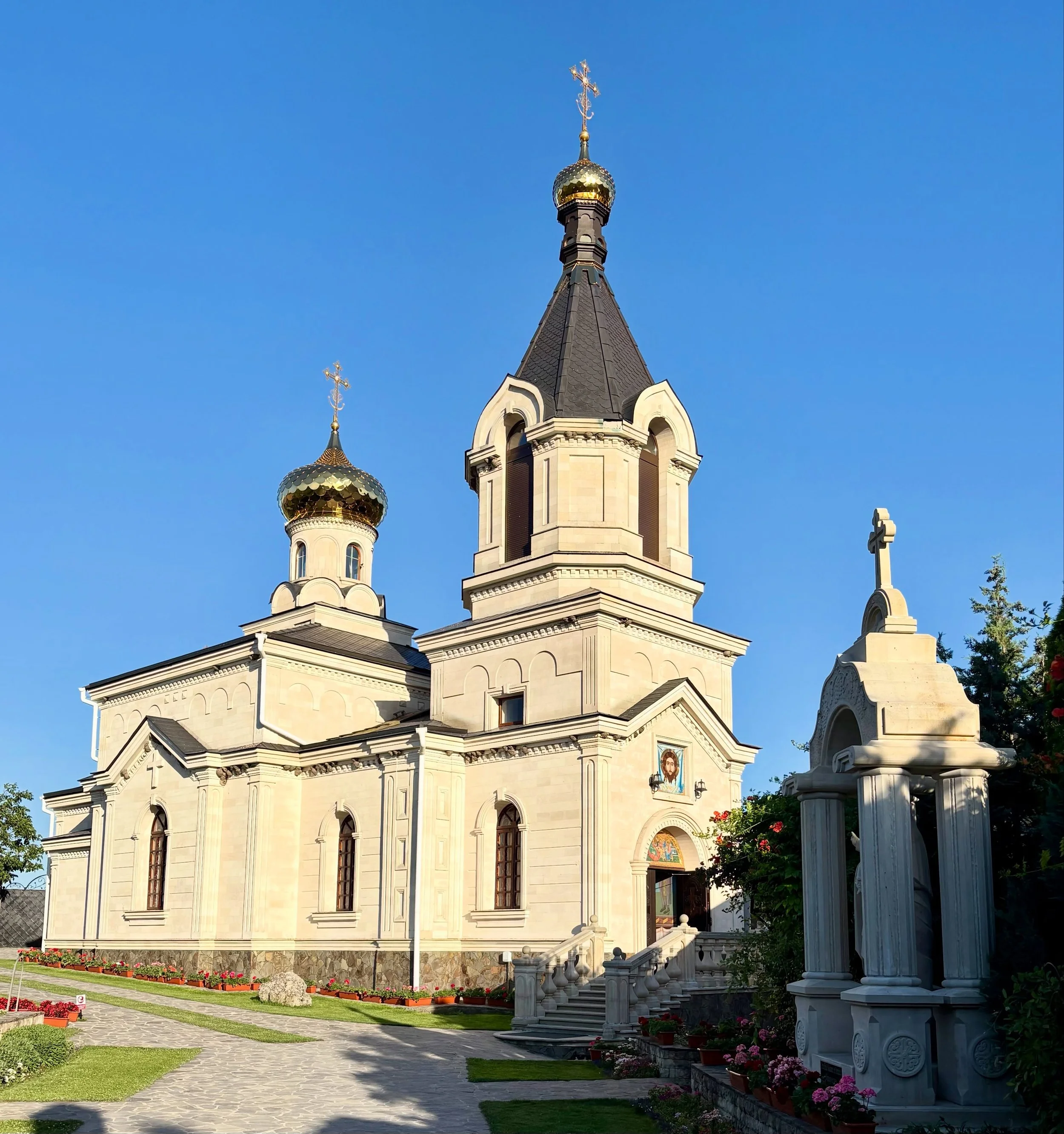 Spent the weekend in Moldova researching book 3. One of my favorite spots was this monastery in Old Orhei&hellip;

It sits on a limestone cliff overlooking a beautiful valley. With Moldova on Europe&rsquo;s eastern frontier, between Ukraine and Roman
