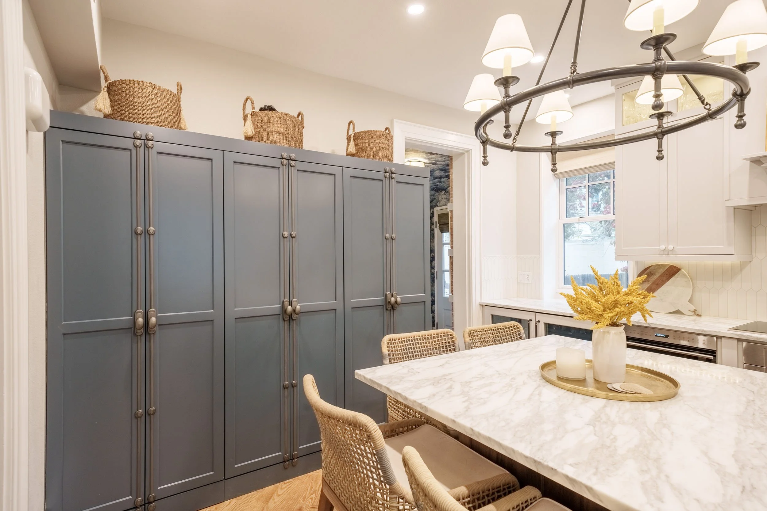 wash-park-classic-kitchen-remodel-pantry-01.jpg.jpg