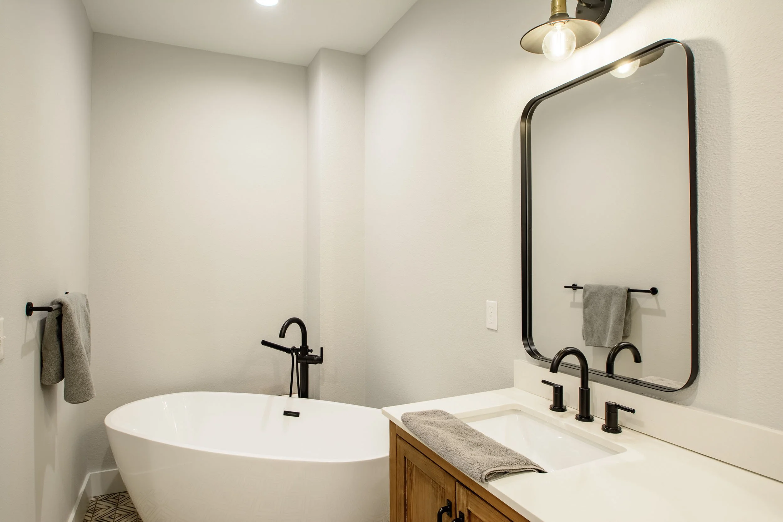 townhome-move-in-remodel-08.jpg