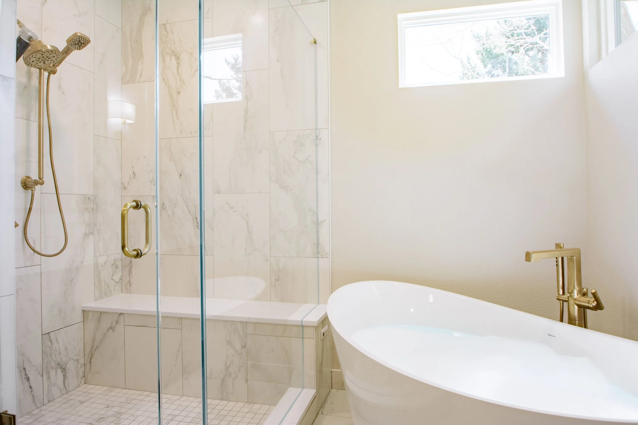 primary-bath-remodel-walk-in-shower-01.jpg