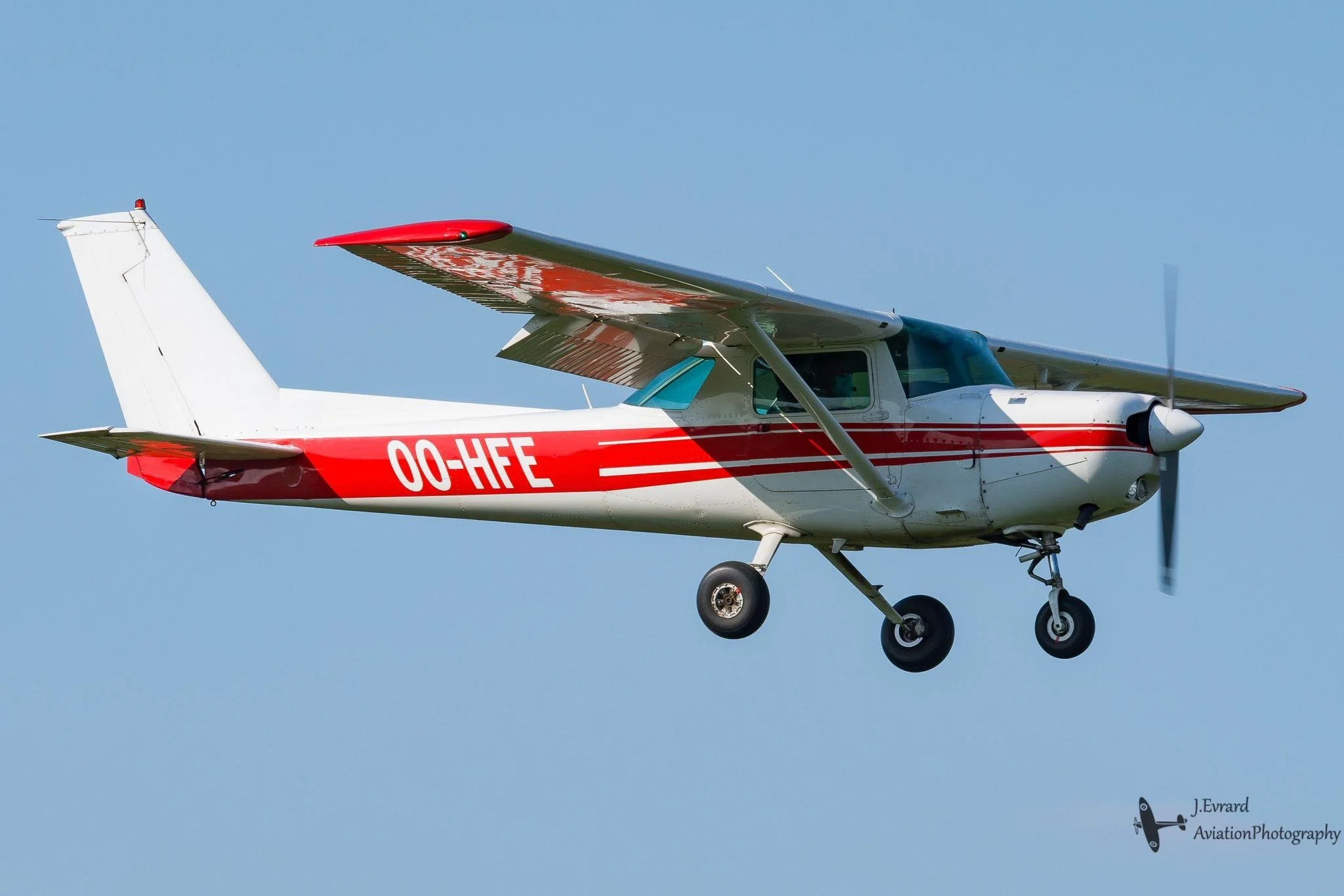 Flying Cessna 152