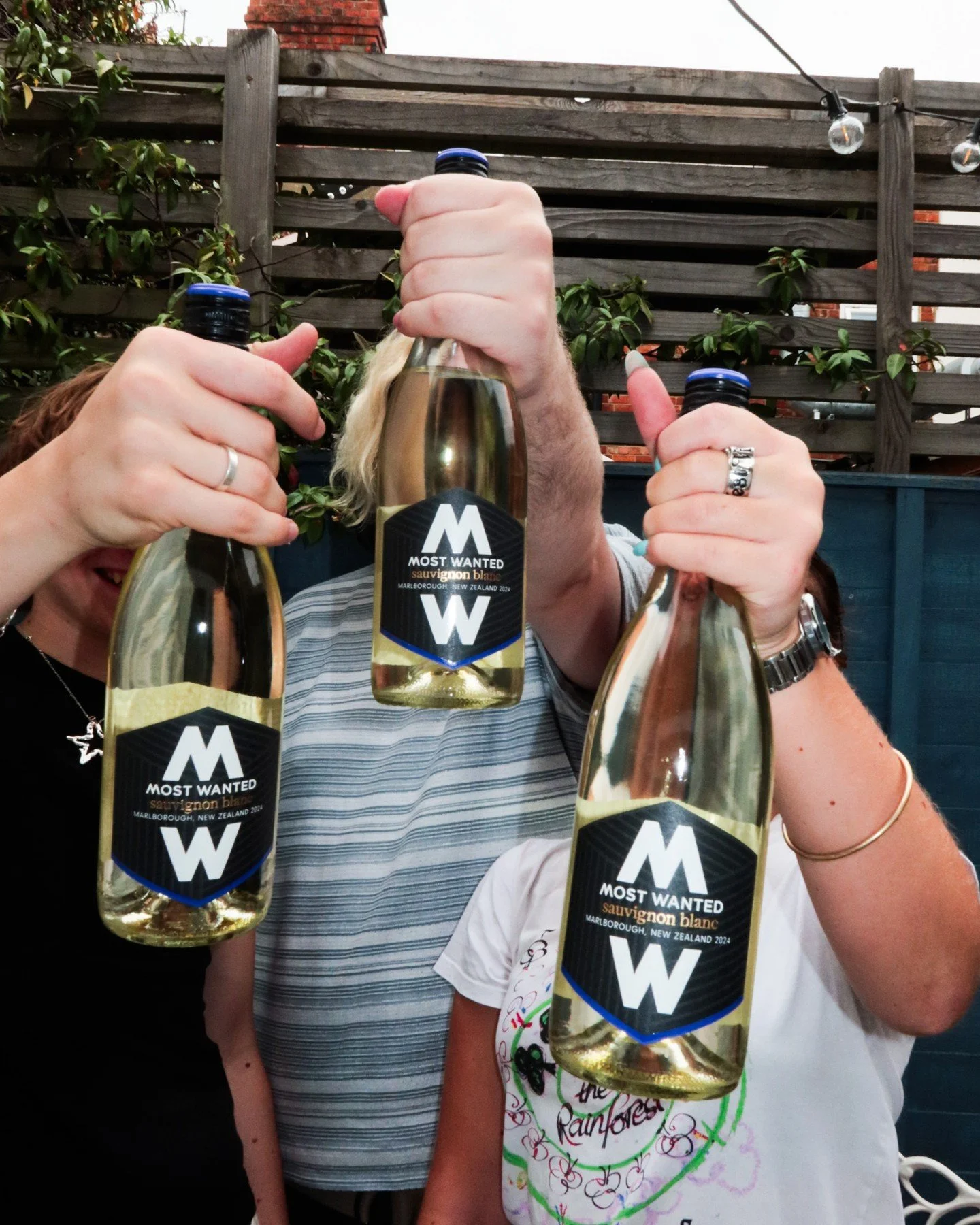 Because 3's never a crowd when Sauvignon is involved 💥 

#werethewineforit