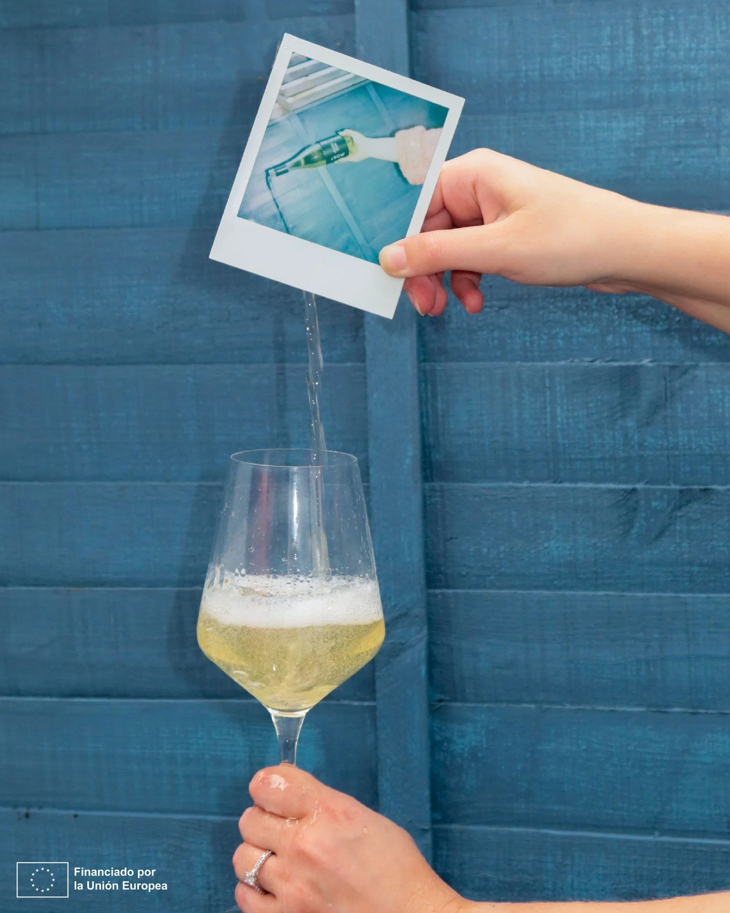 When the pour&rsquo;s this good&hellip; pause is optional. 📸