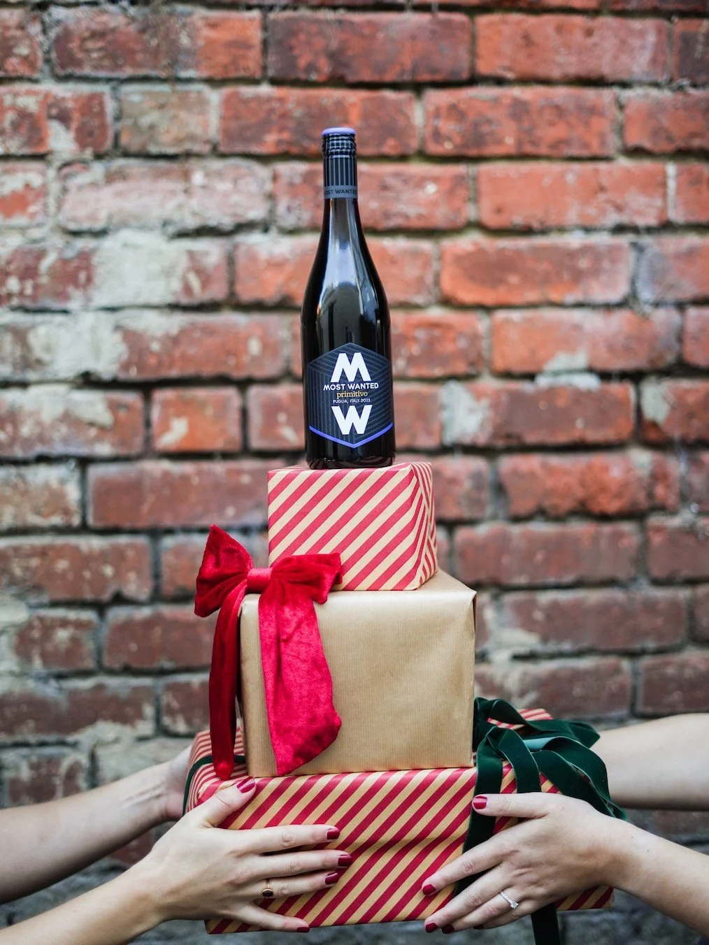 Priority delivery: one bold Primitivo, straight to the top of the nice list. 🎁 

📍 Available at @sainsburys