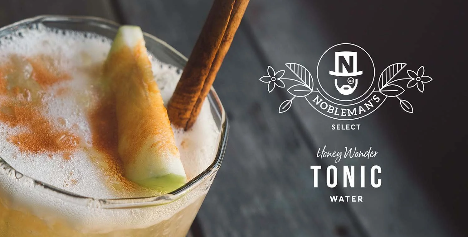 Apple and cinnamon cocktail. Nobleman's Tonic Water. Honey flavoured.