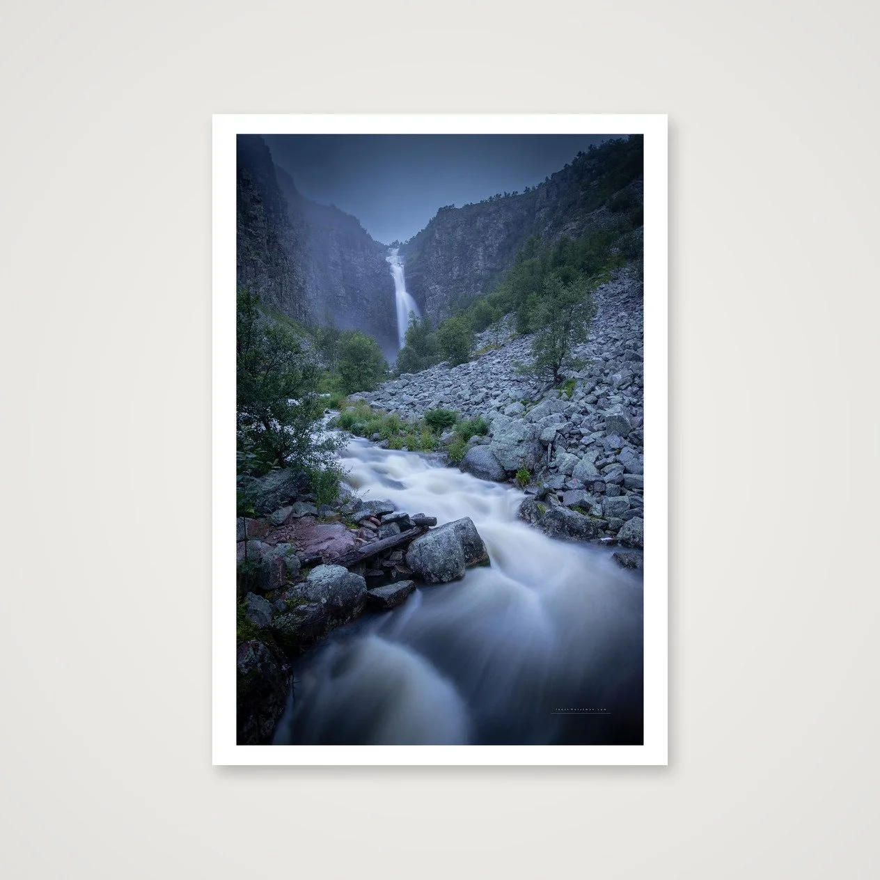shot_table_a8e7ba72_d637ae5a.jpg