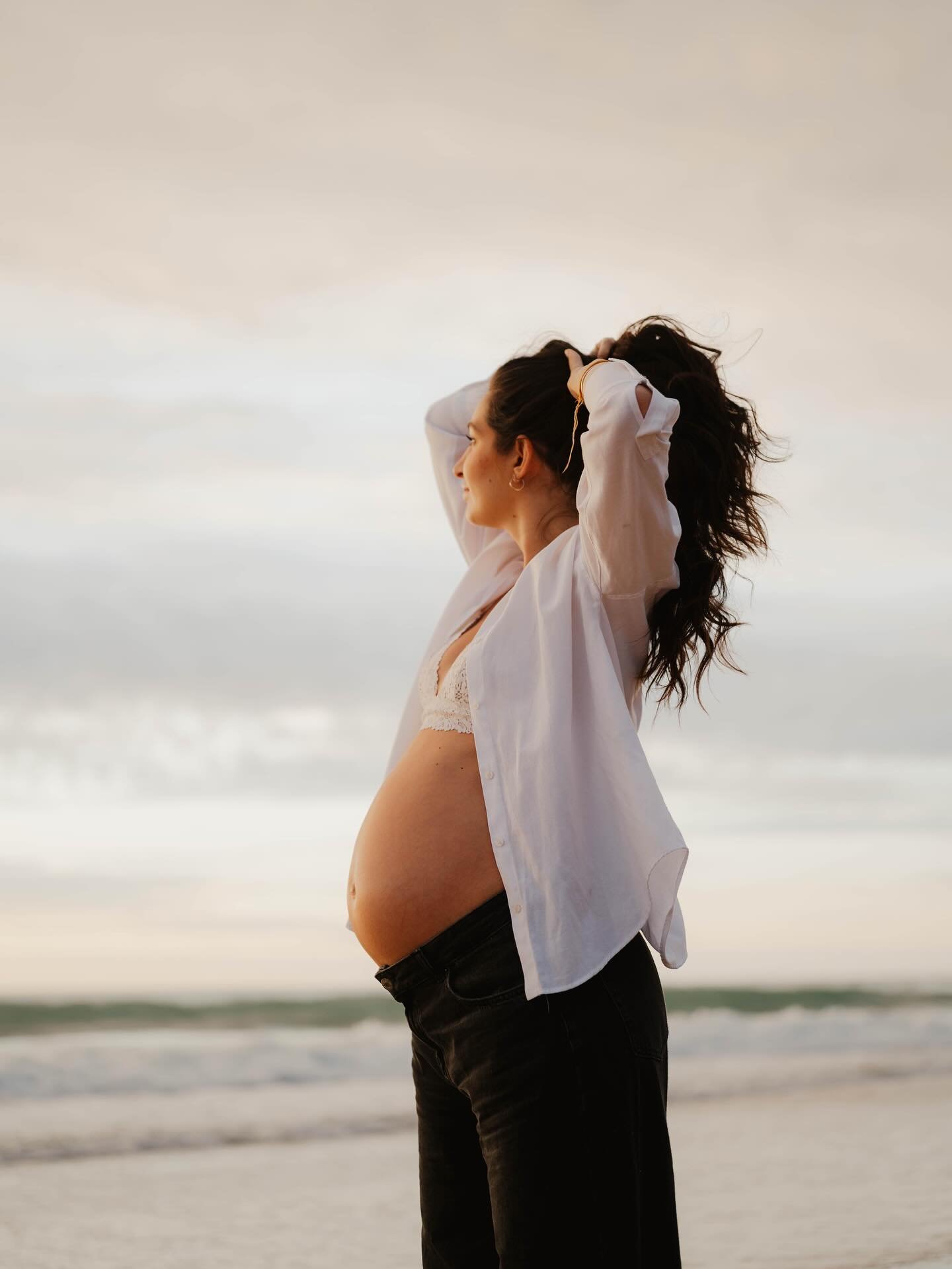 Mes muses toute l&rsquo;ann&eacute;e ✨🤎

Est-ce que vous pensez pouvoir me dire &agrave; quelle saison ont &eacute;t&eacute; prises chacune de ces photos ? Je vous met au d&eacute;fi 😏

#photographe #photographebordeaux #photographie #amour #photog