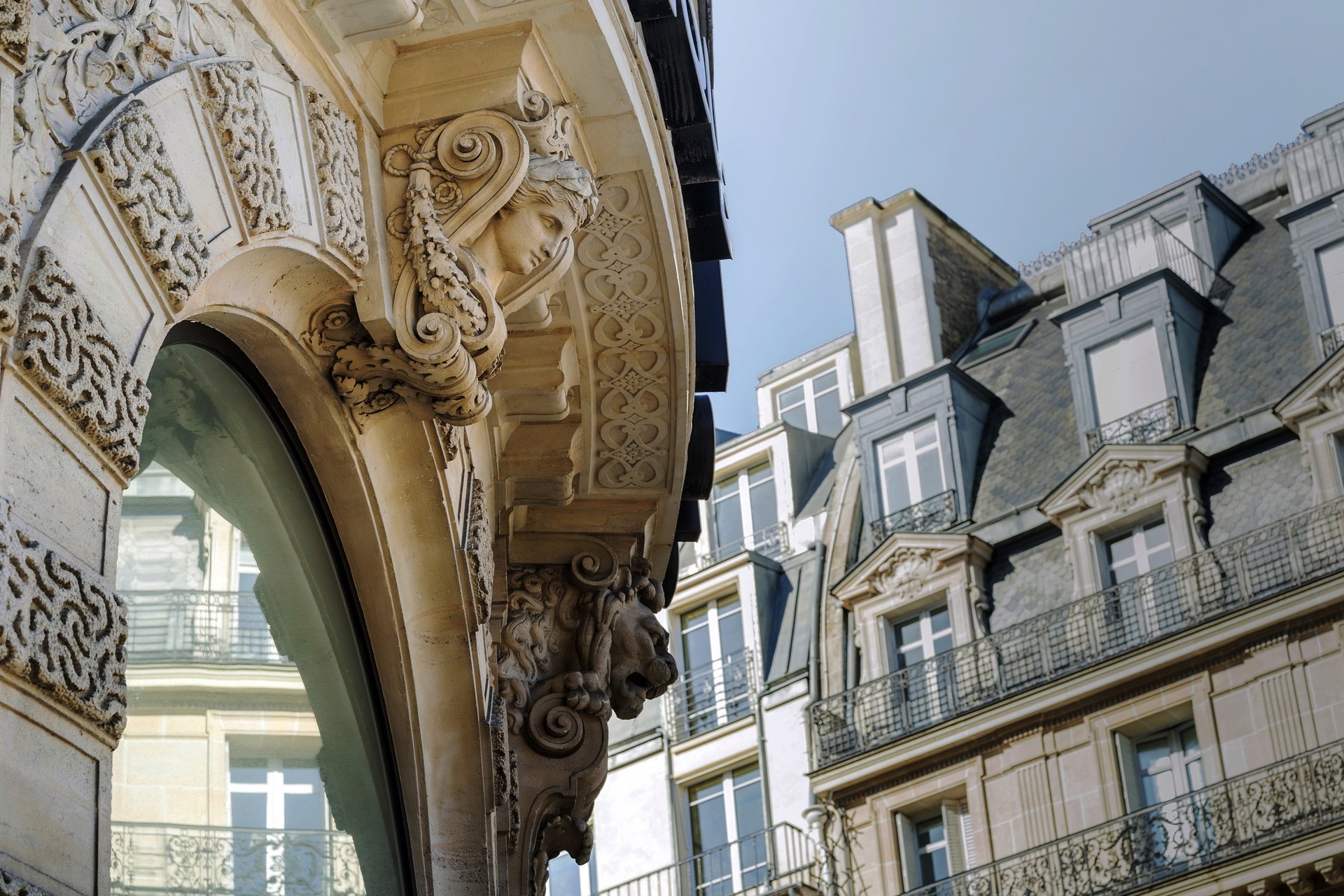 bred banque privée façade opéra
