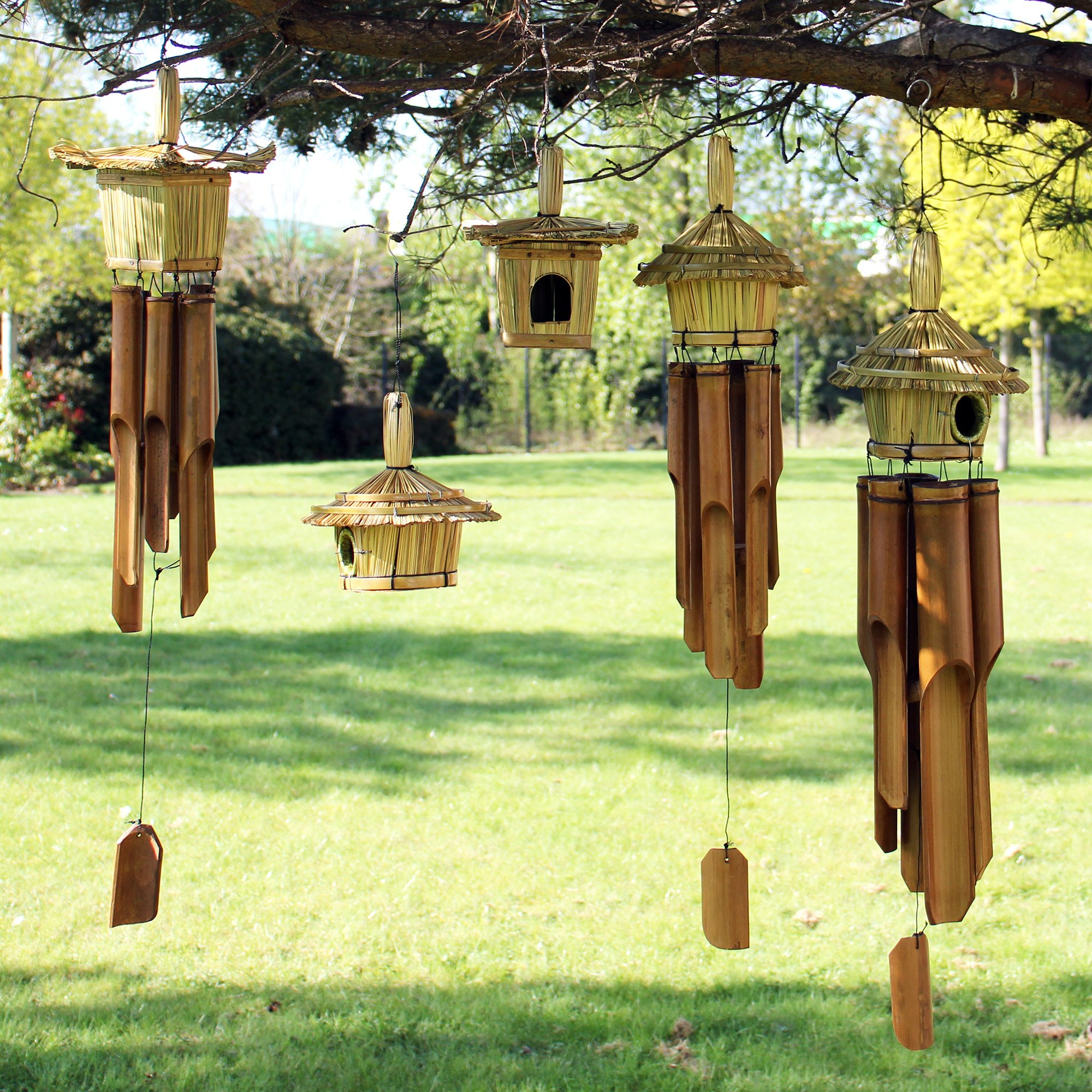 Seagrass Bird Box with Wind Chimes