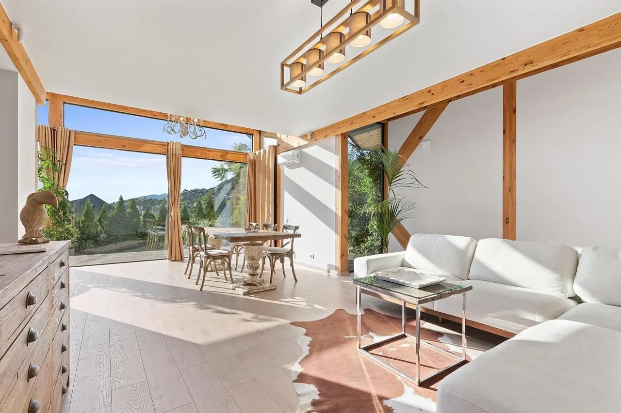 WhatsApp Image 2024-10-30 at 11.14.42.jpeg