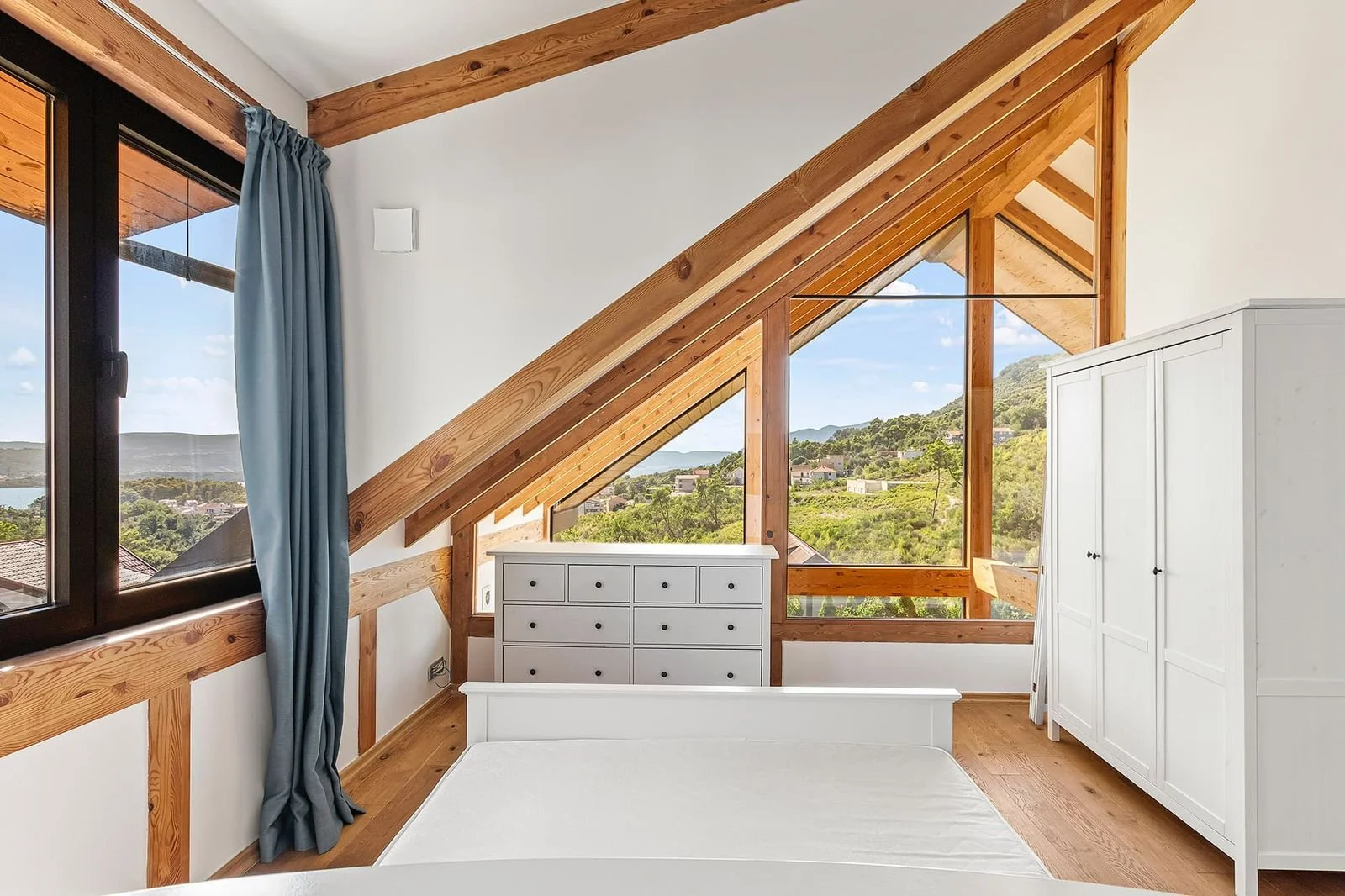 WhatsApp Image 2024-10-30 at 11.14.56.jpeg