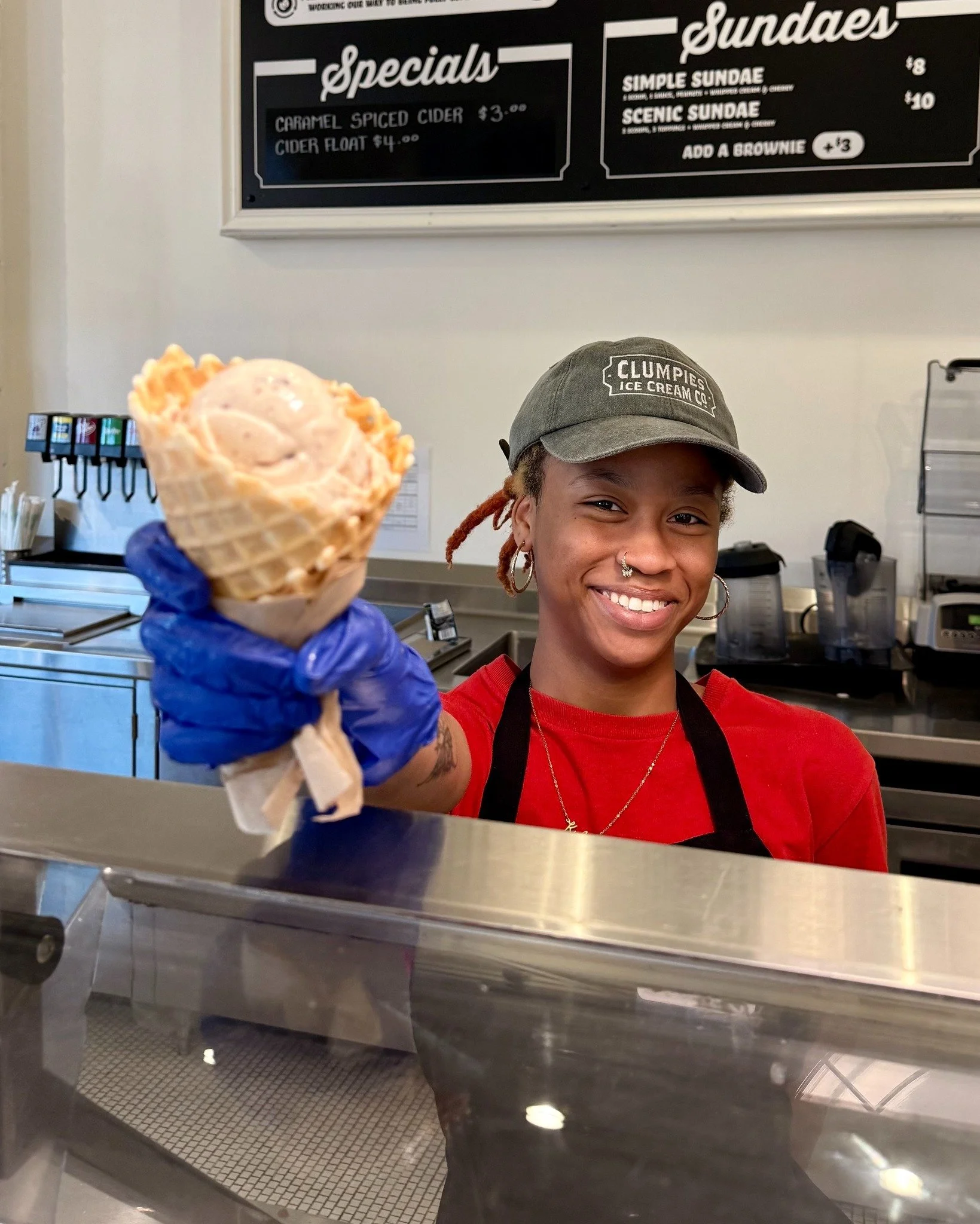 ✨Partner Highlight✨
Meet Kylee, one of our Southside Scoop Shop superstars! She&rsquo;s been part of the Clumpies crew for a little over a year and loves being part of the guest experience&mdash;making people and families smile with every scoop. Her 
