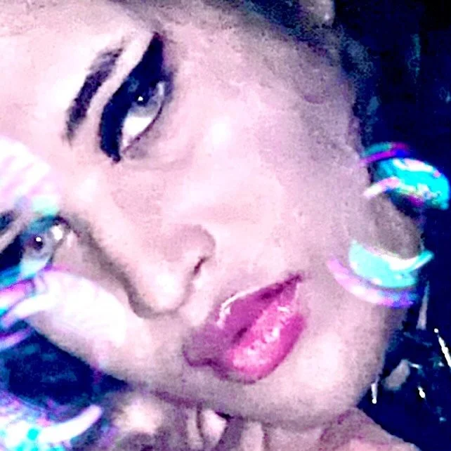 Real mistress of the dark type shyt #photograph #grunge #grungeaccount #90saesthetic #artisticphotography