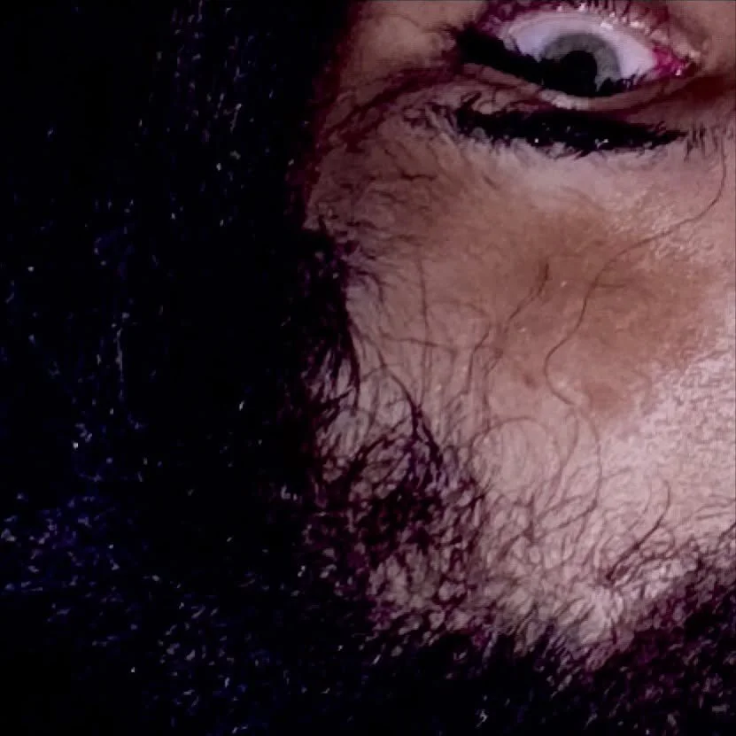 Because the goal is to keep your eyes on the prize, because prizes are not for losers, therefore you must win. #photograph #grunge #grungeaccount #90saesthetic #artisticvibes #gbtqart #queerartist